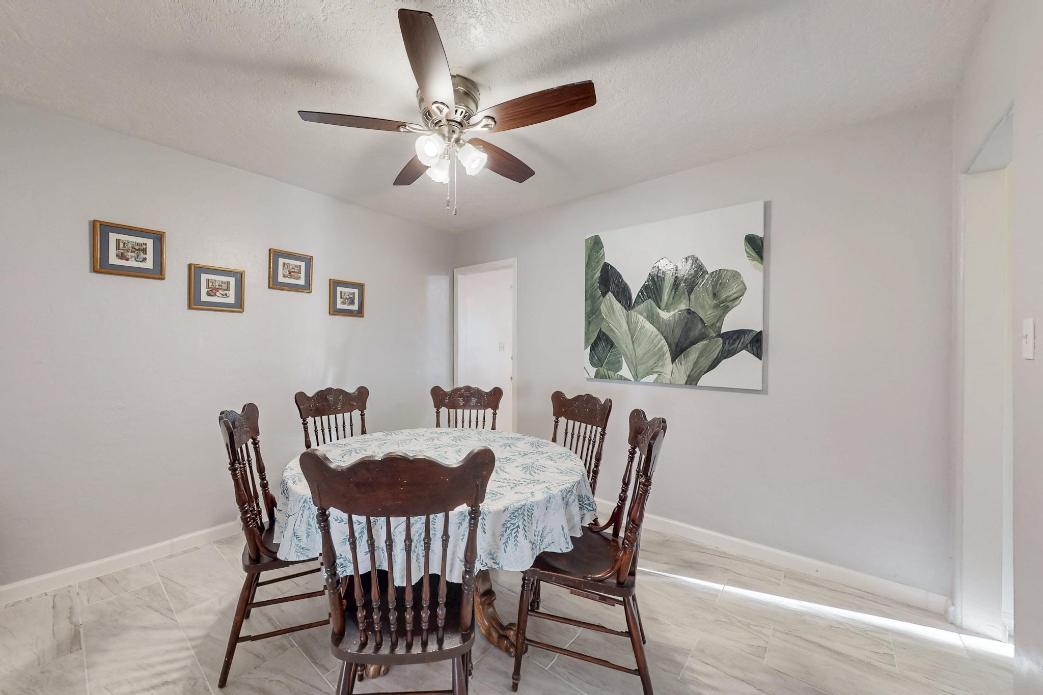 5417 EL ENCANTO Place NE