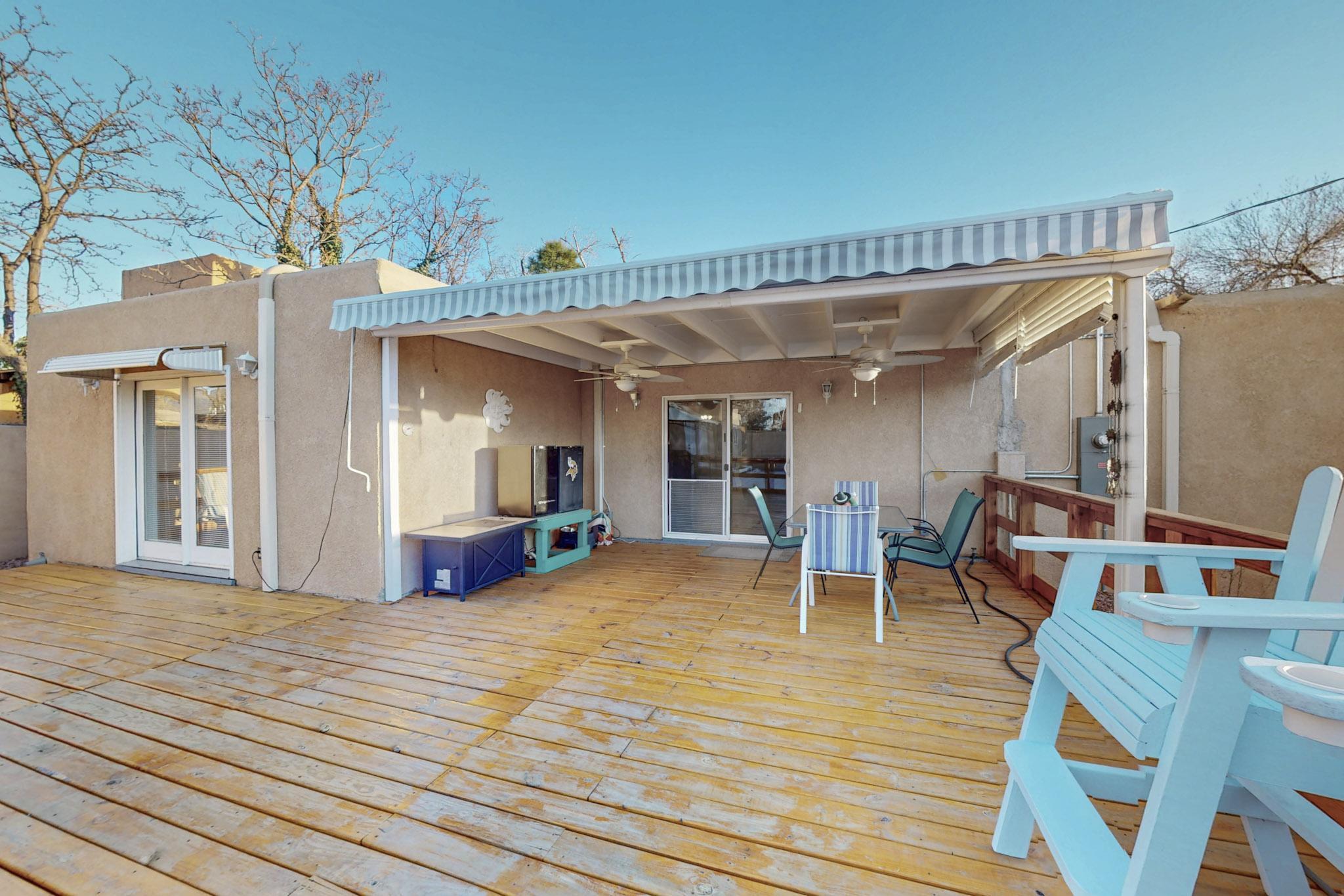 5417 EL ENCANTO Place NE