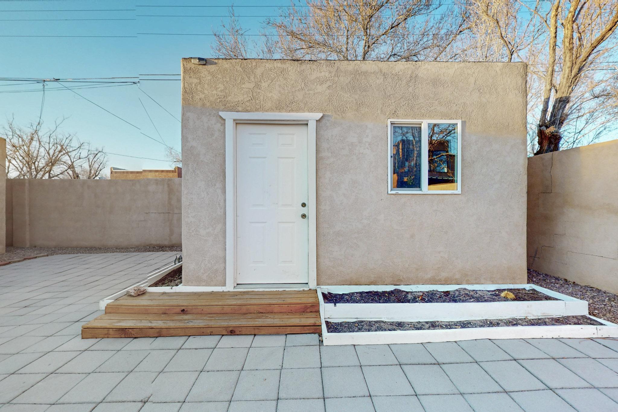 5417 EL ENCANTO Place NE