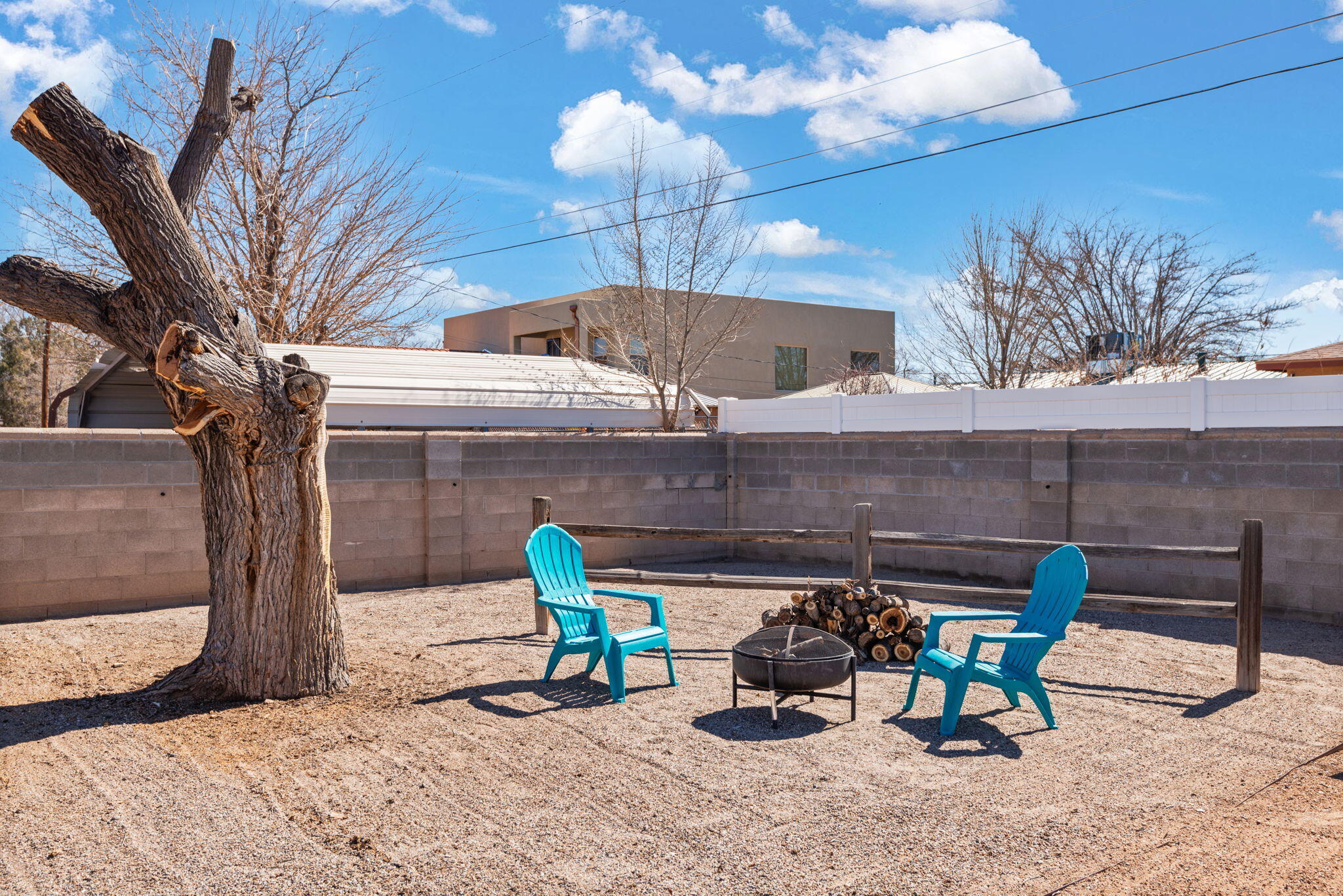 810 DELAMAR Avenue NW