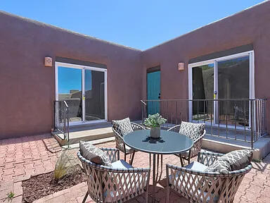 804 LOMA BOREAL Street