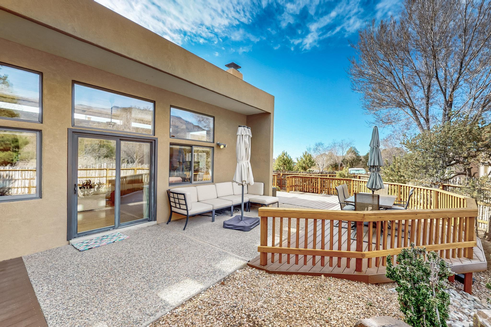 1911 QUAIL RUN Road NE