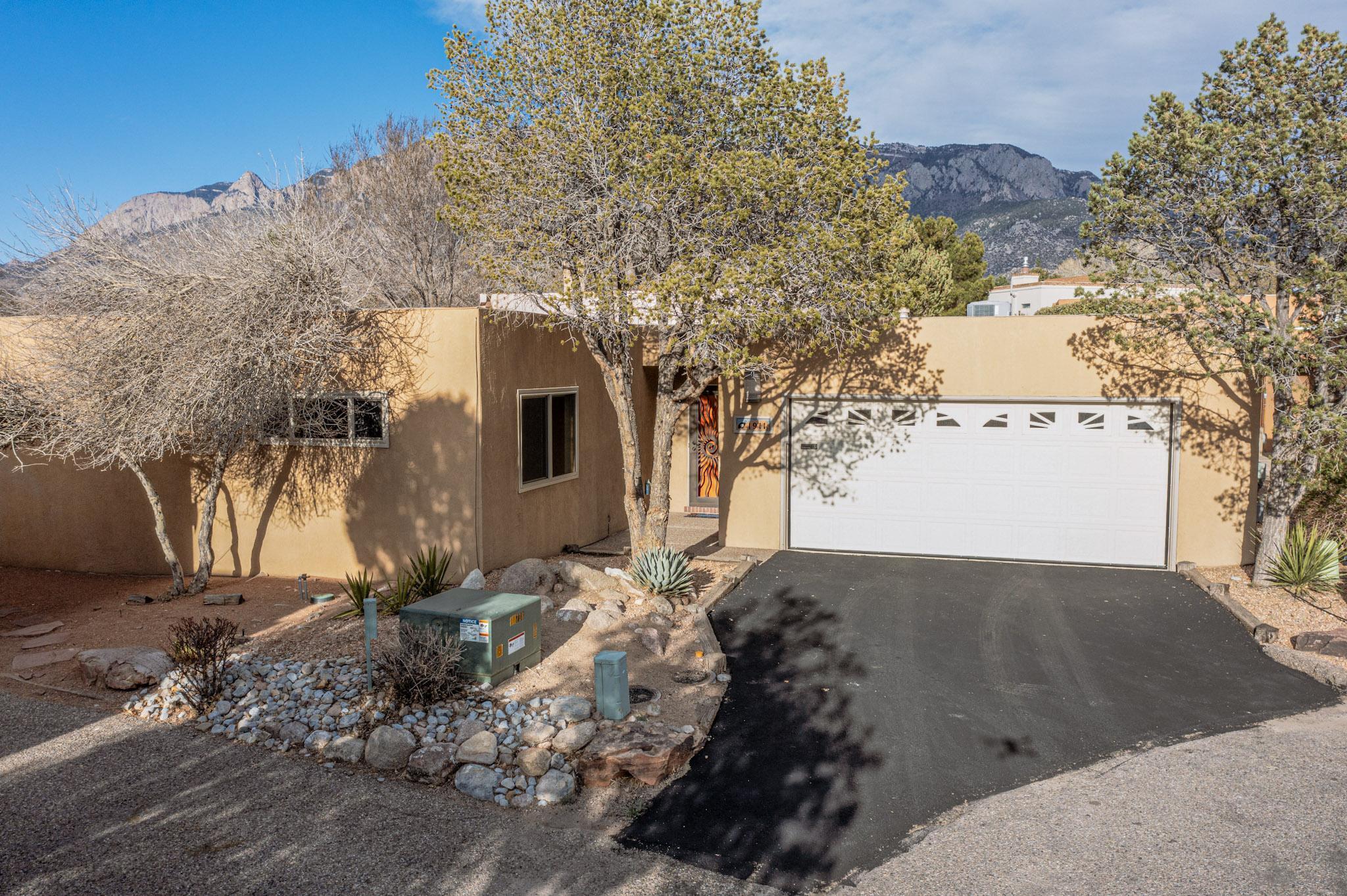 1911 QUAIL RUN Road NE