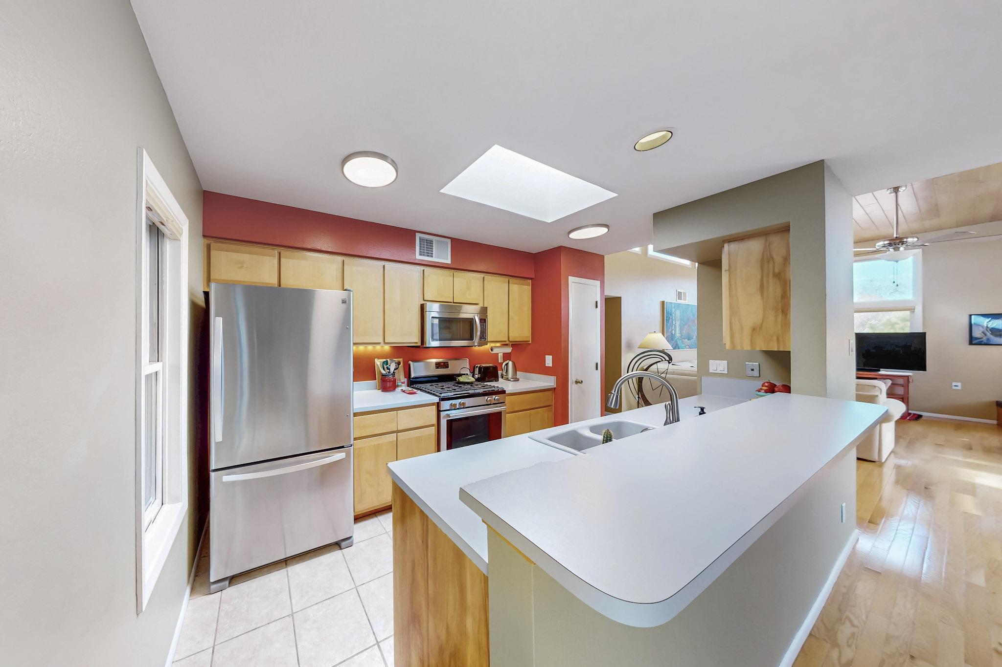 1911 QUAIL RUN Road NE