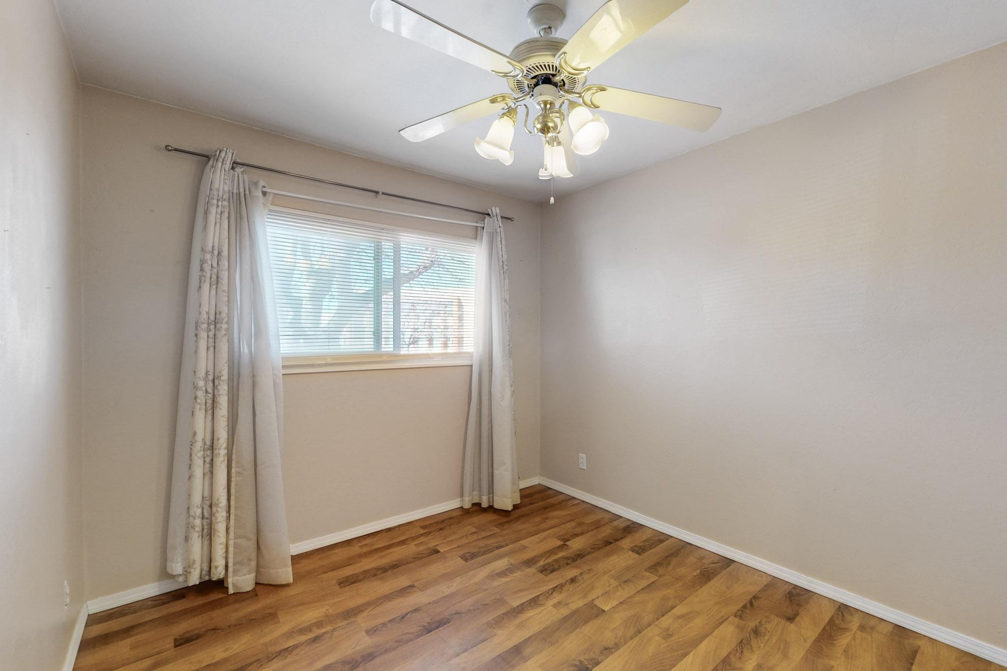 3706 CARLISLE Boulevard NE