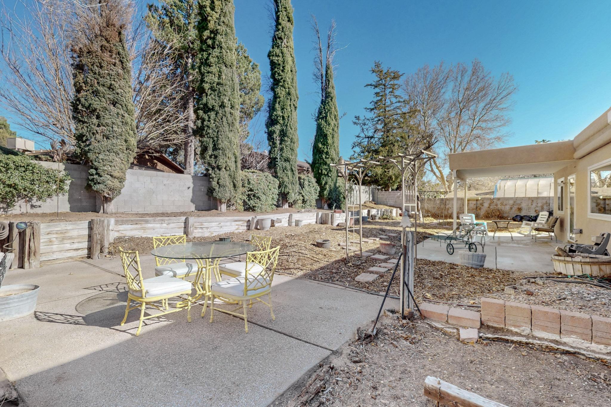 7220 CAPITOL Drive NE