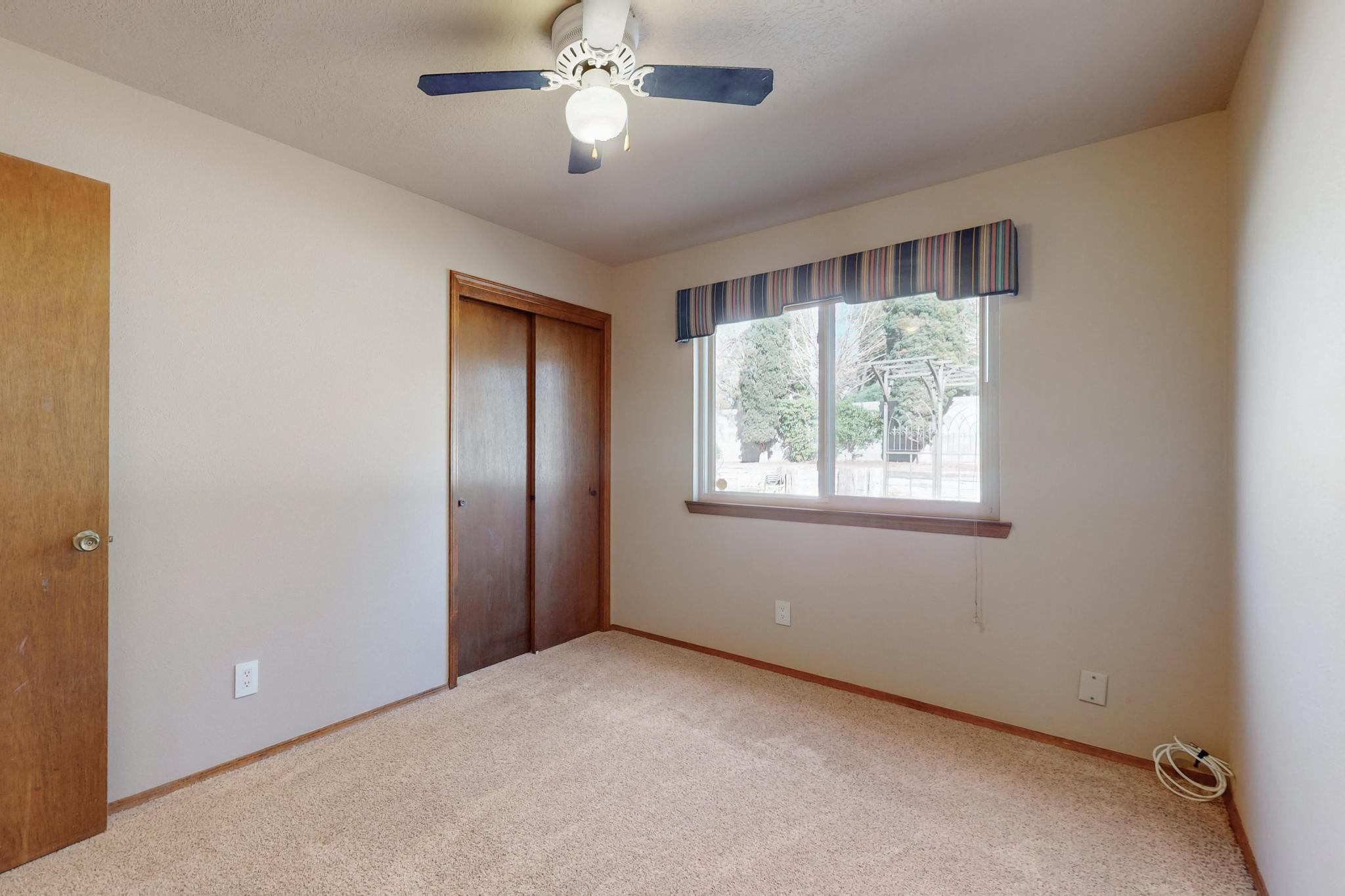 7220 CAPITOL Drive NE