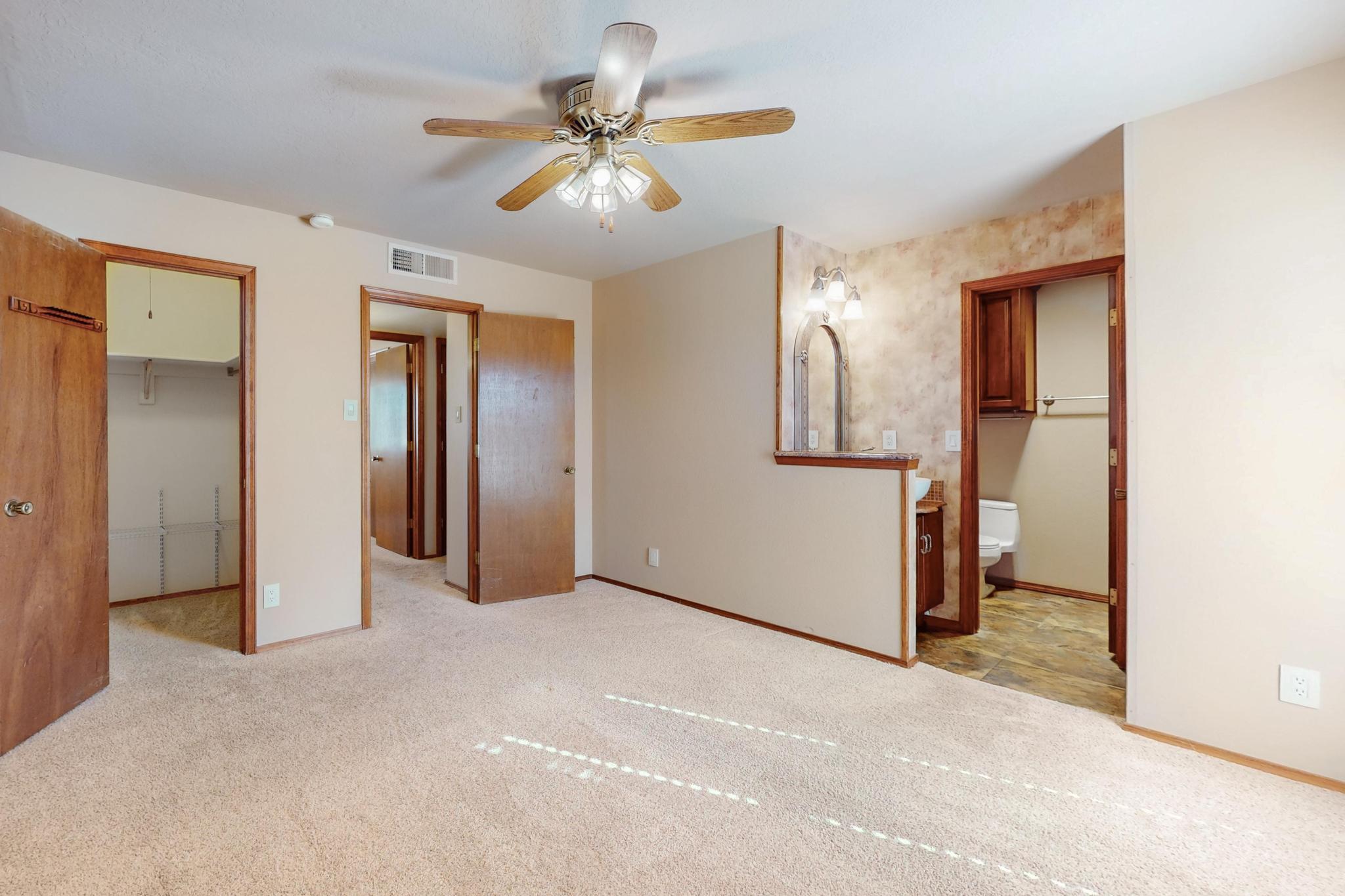 7220 CAPITOL Drive NE