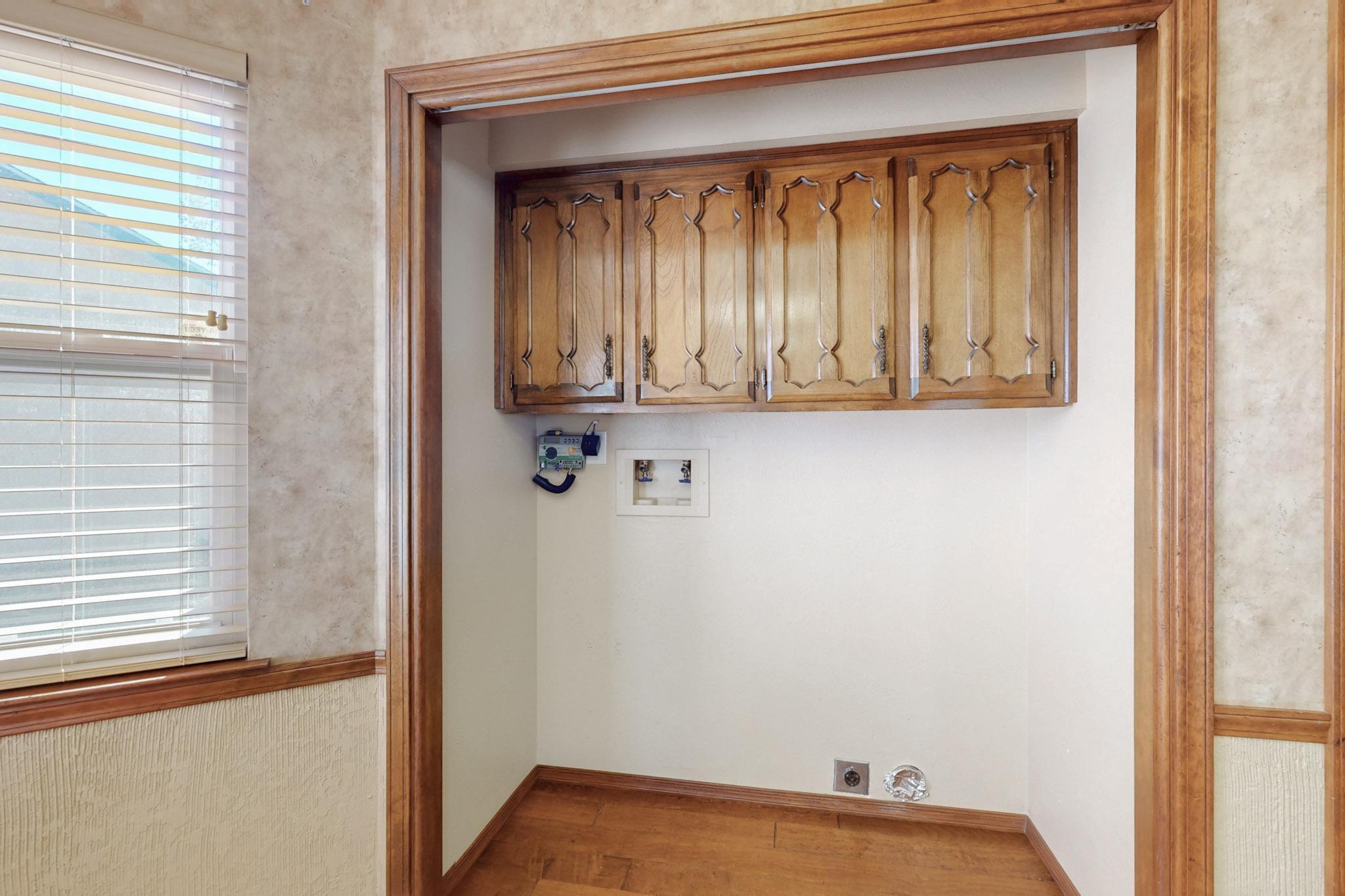 7220 CAPITOL Drive NE