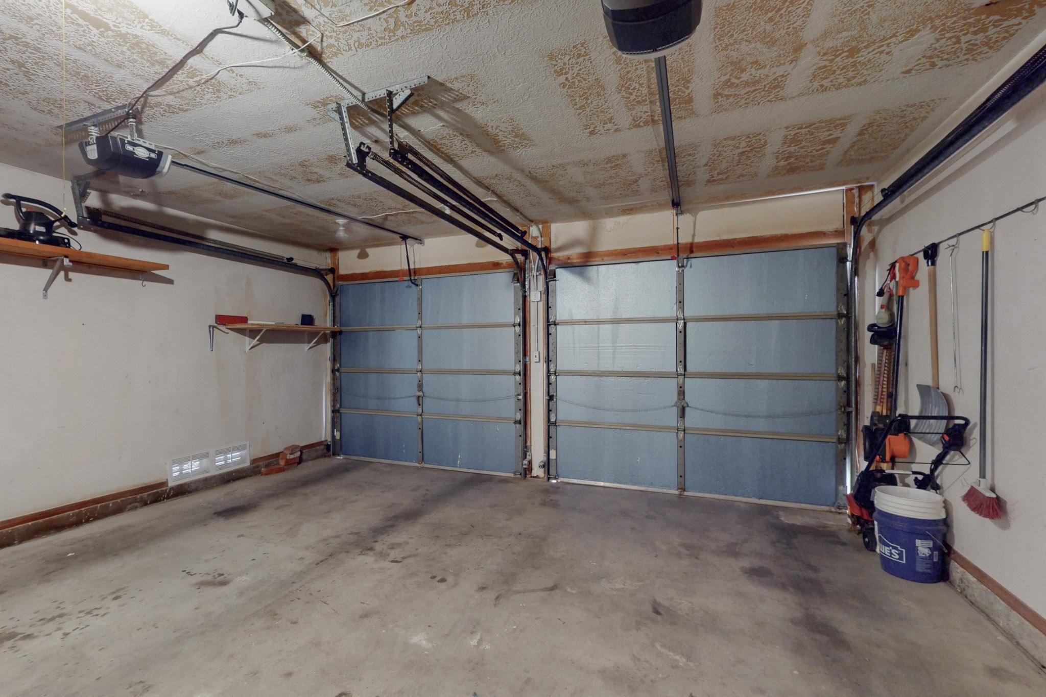 7220 CAPITOL Drive NE