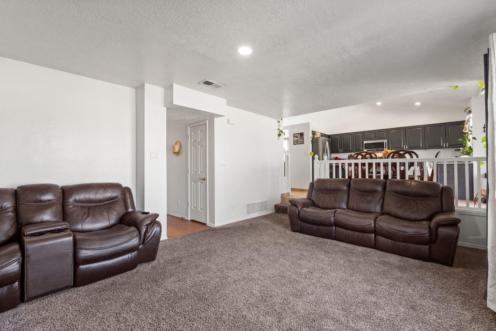 10209 CHAPS Street SW