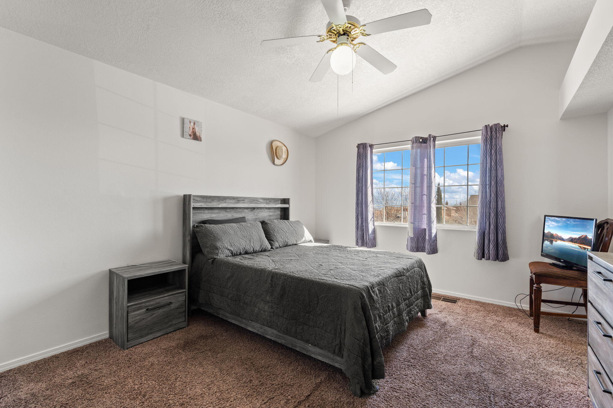 10209 CHAPS Street SW