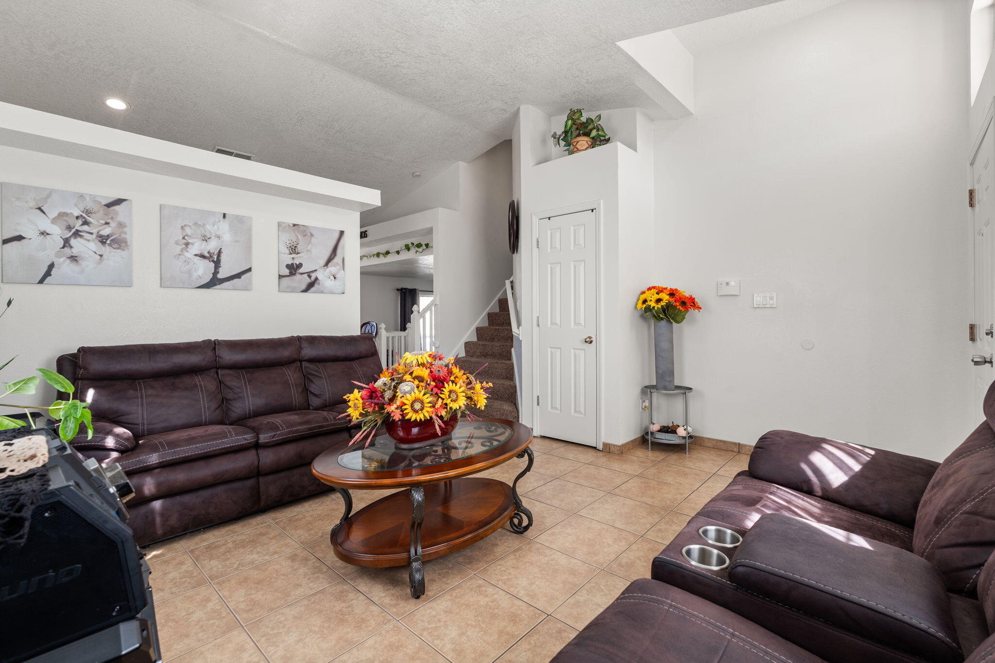 10209 CHAPS Street SW