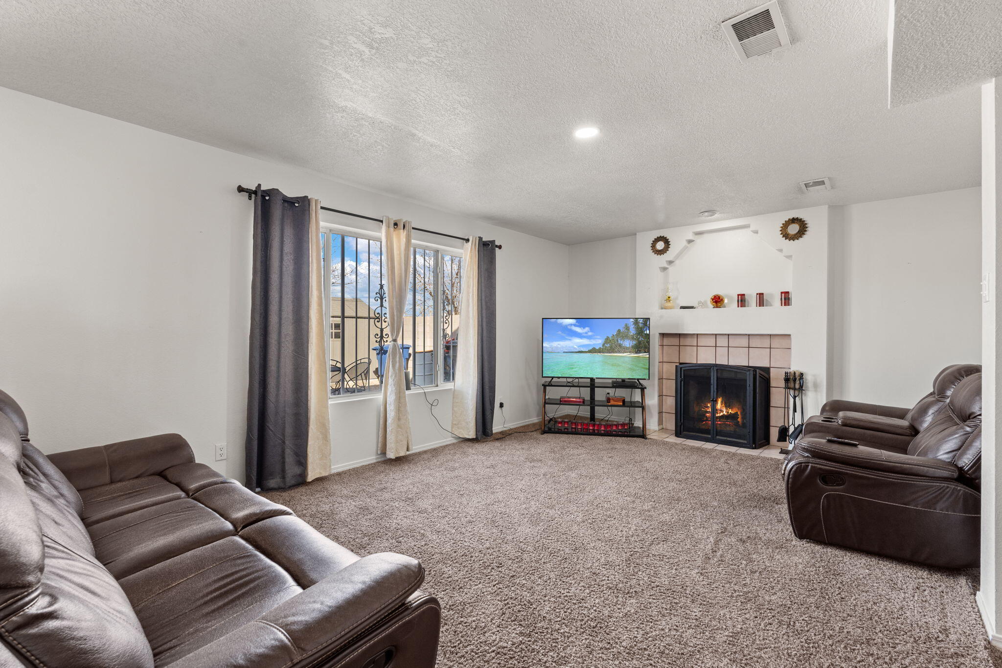 10209 CHAPS Street SW