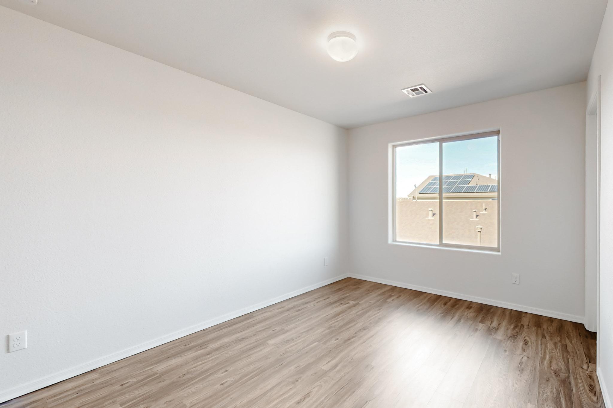 6431 MOUNTAIN HAWK Way NE