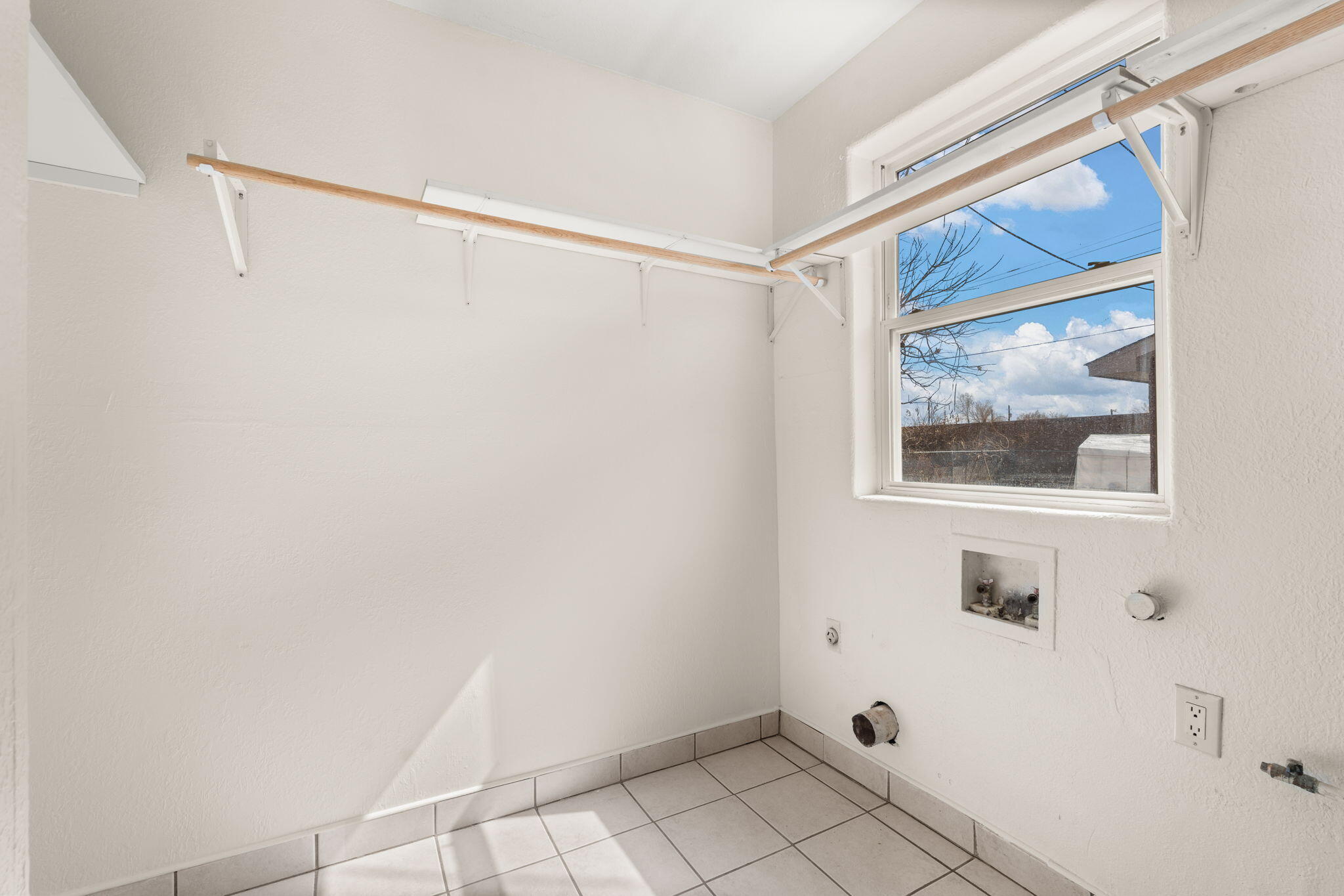 1630 MCEWEN Court SW