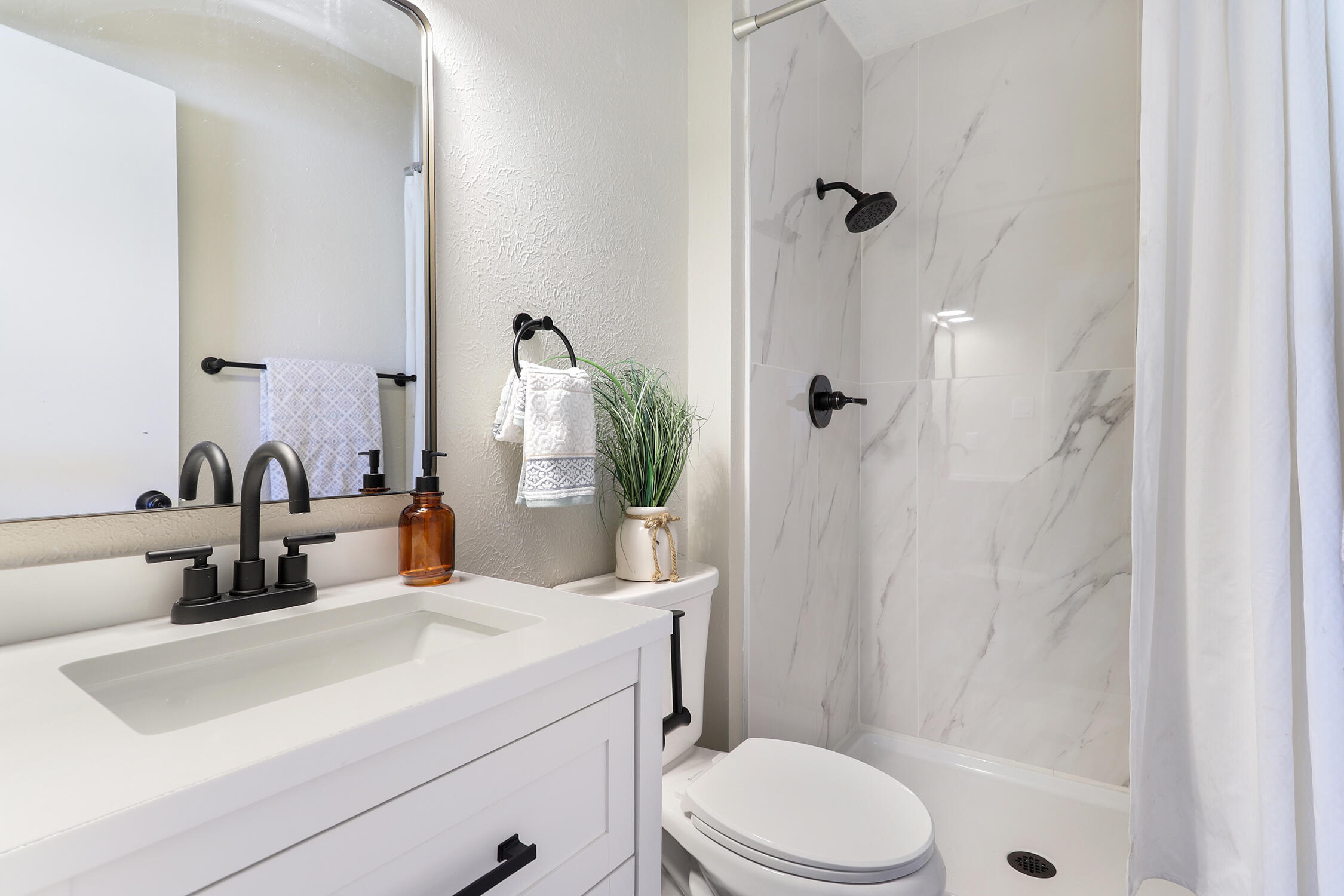 1205 LA POBLANA Road NW