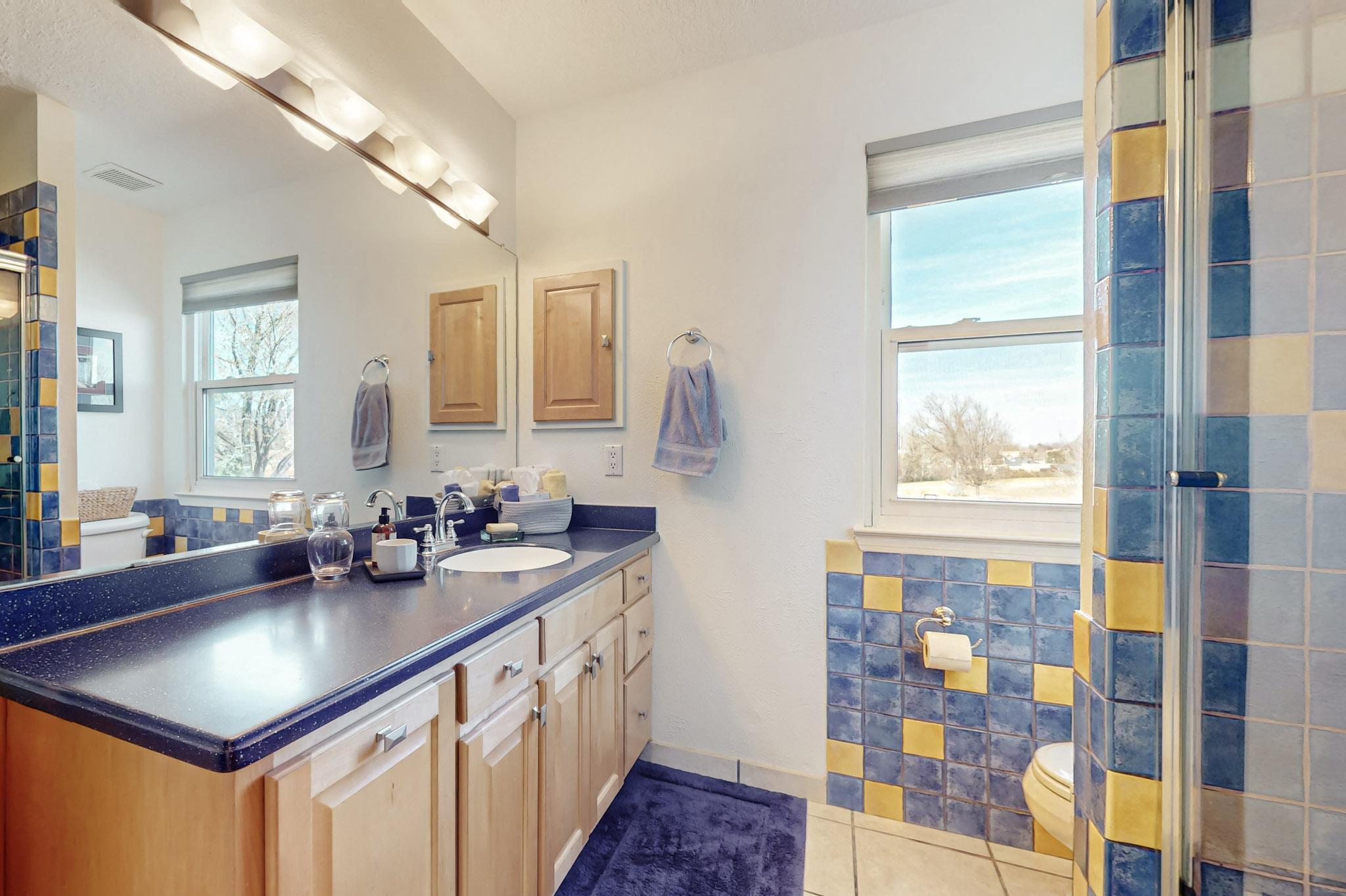 11500 SAN VICTORIO Avenue NE