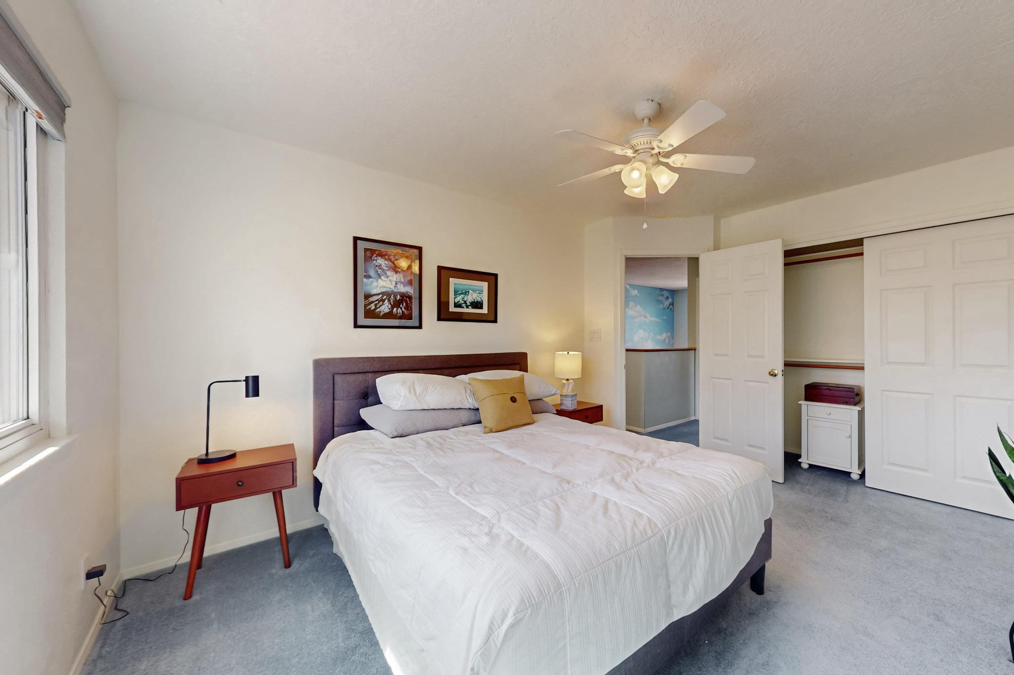 11500 SAN VICTORIO Avenue NE