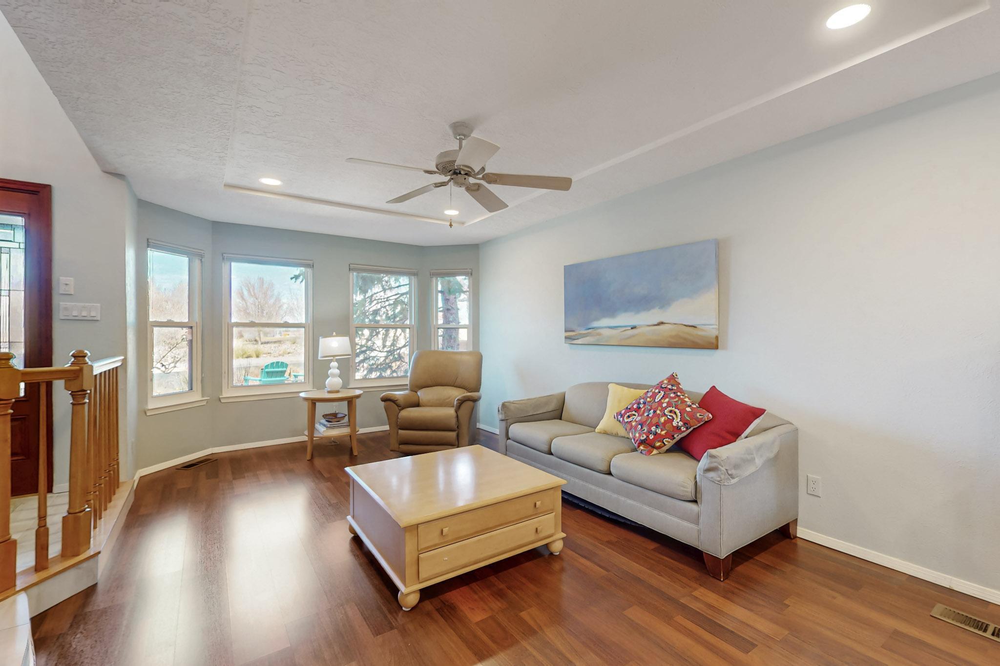 11500 SAN VICTORIO Avenue NE