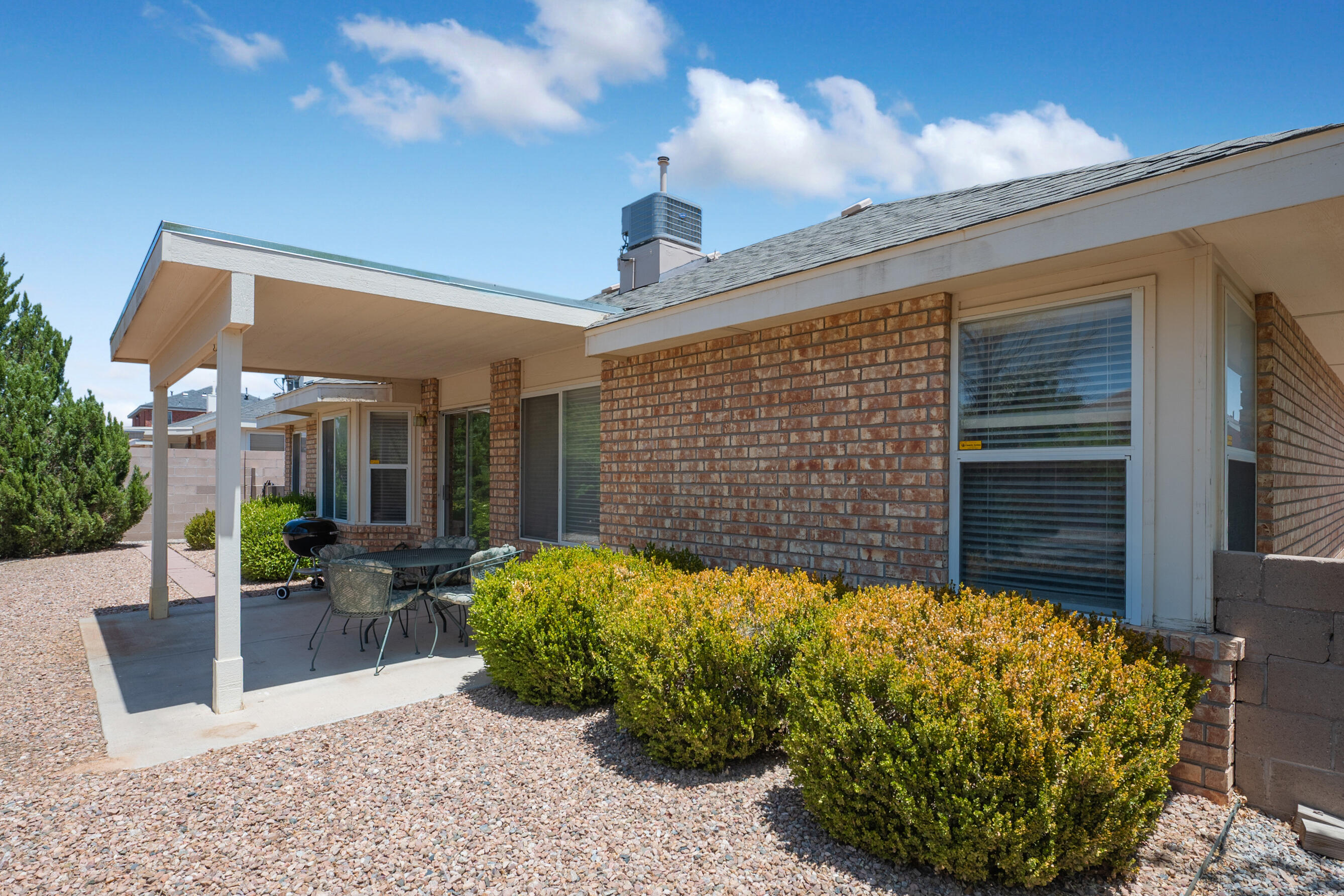 1647 CERRO CRESTADO Drive NW