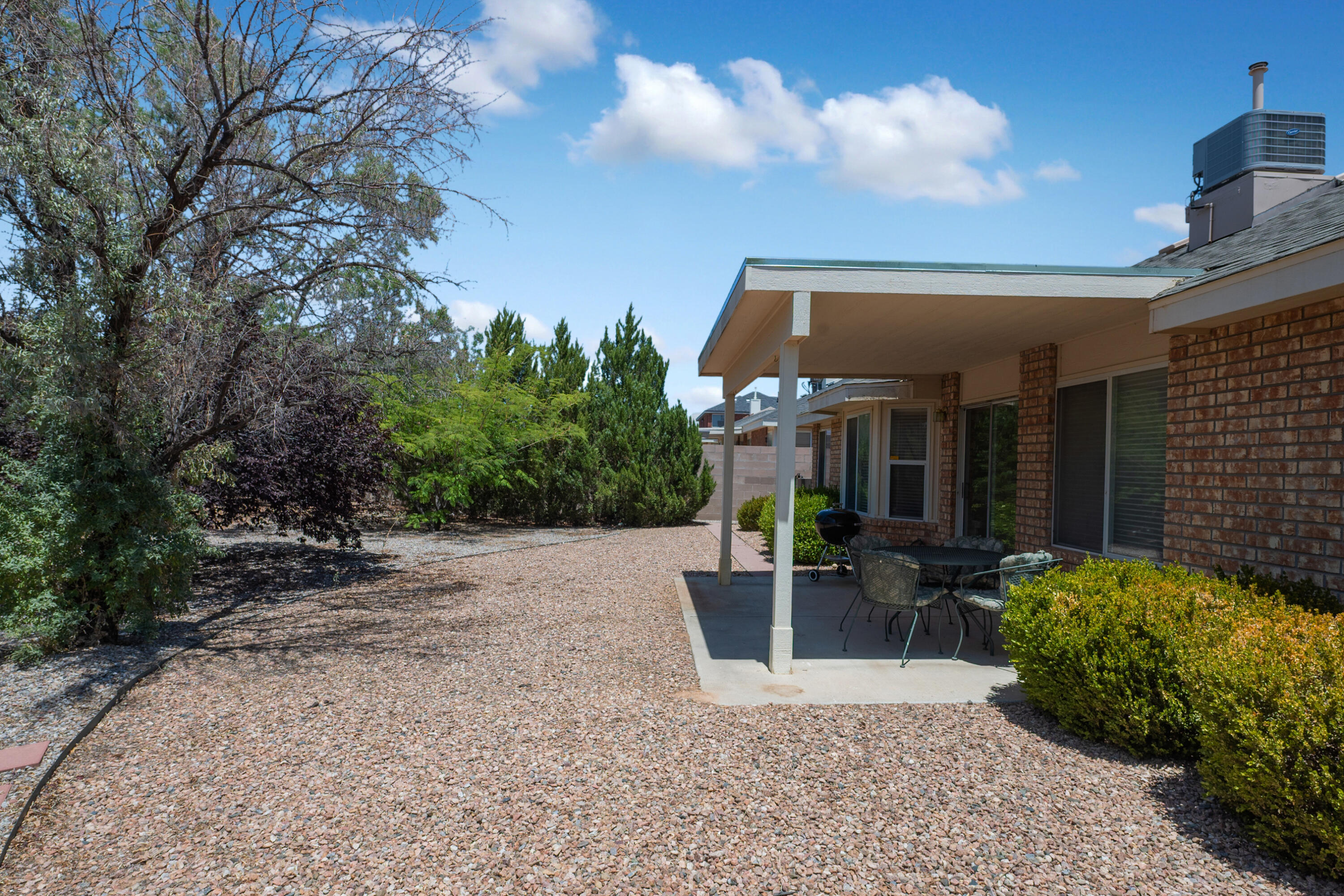 1647 CERRO CRESTADO Drive NW