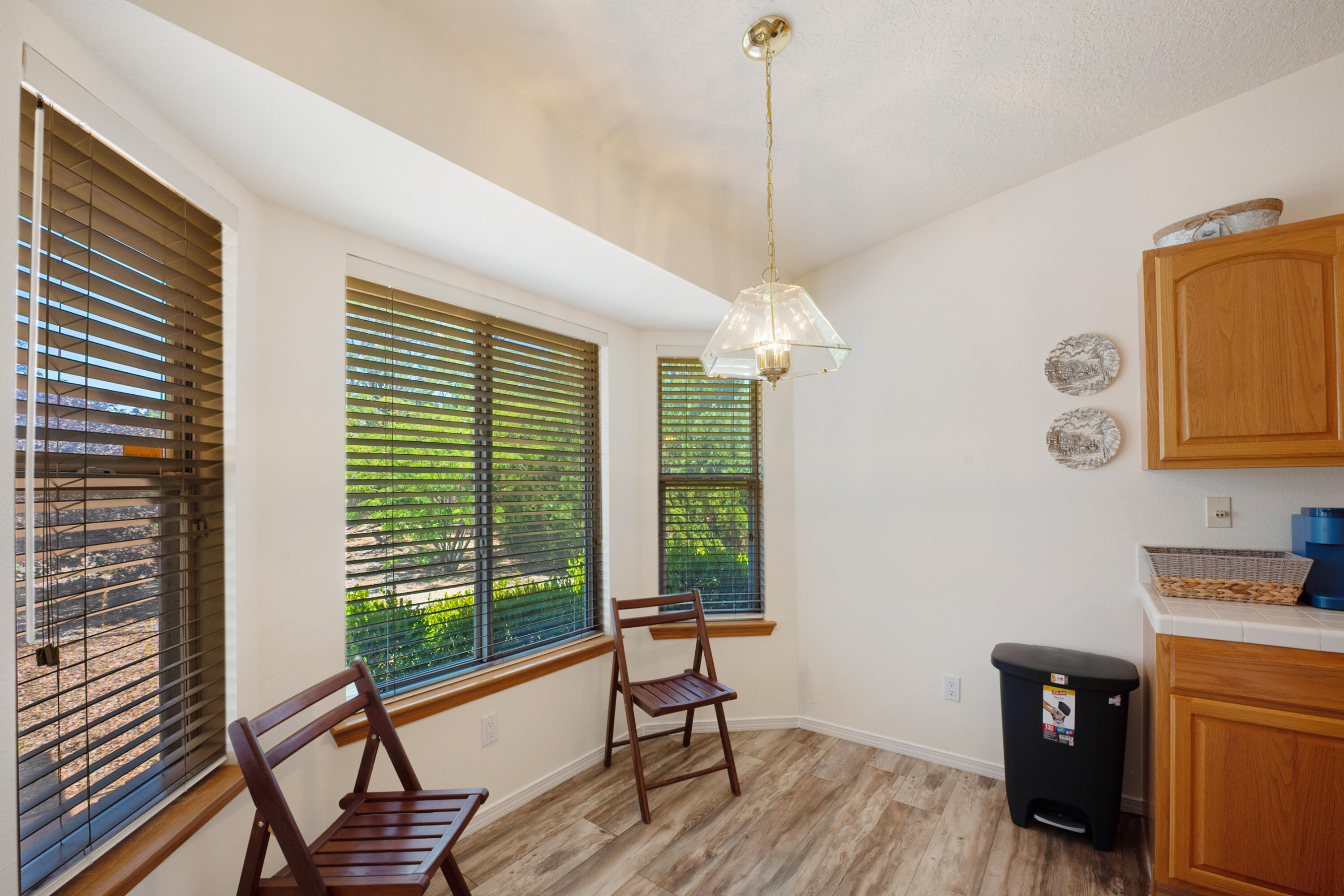 1647 CERRO CRESTADO Drive NW