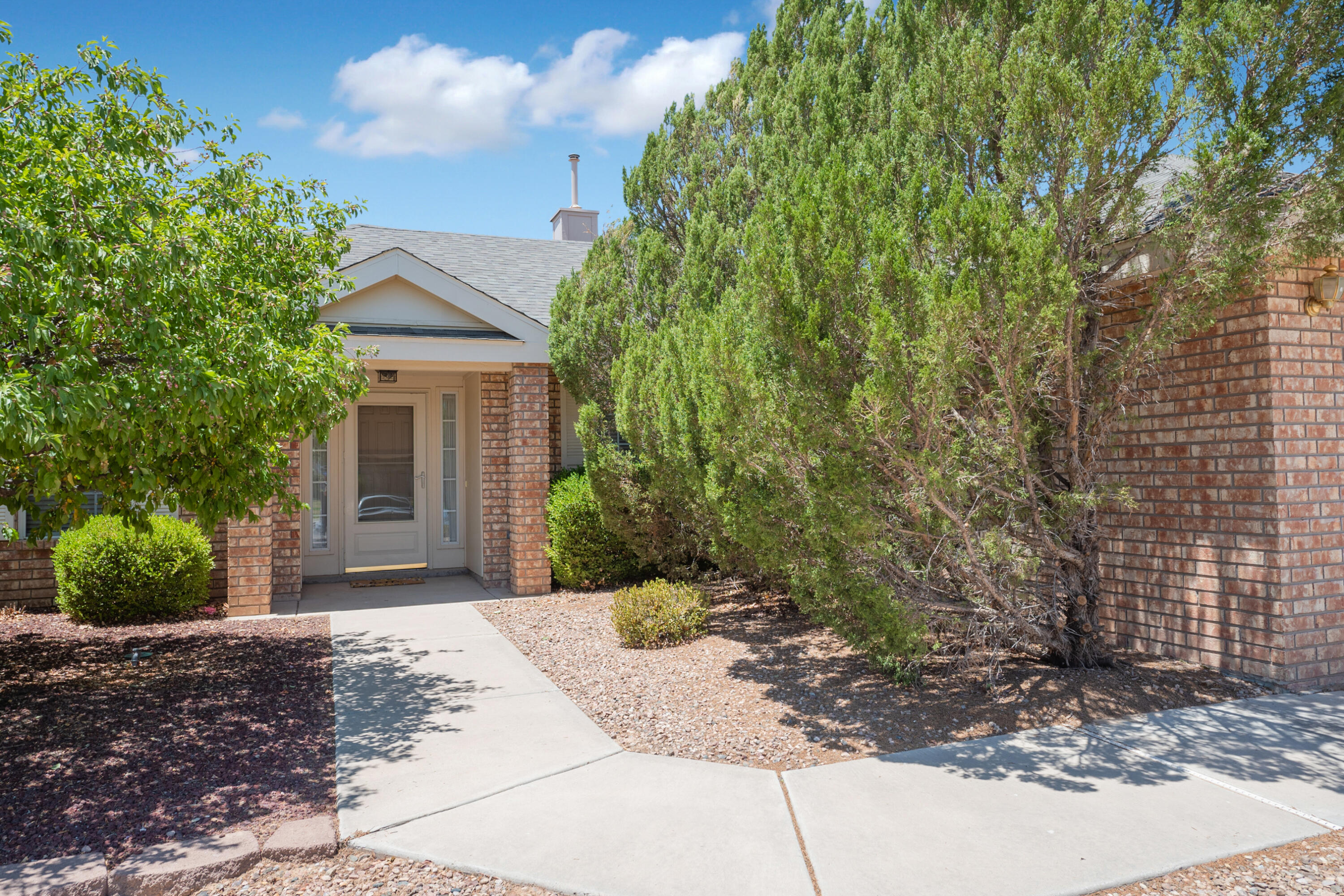 1647 CERRO CRESTADO Drive NW