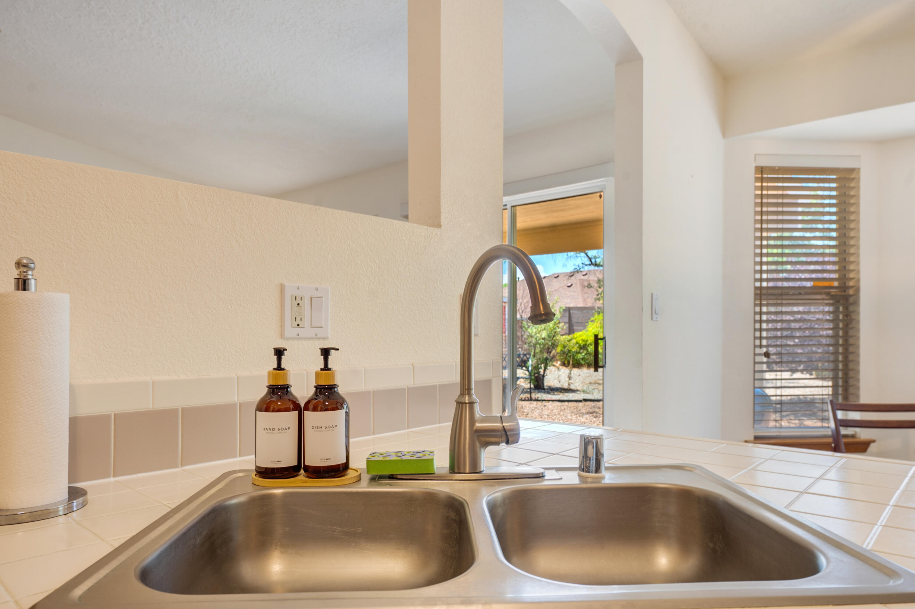 1647 CERRO CRESTADO Drive NW