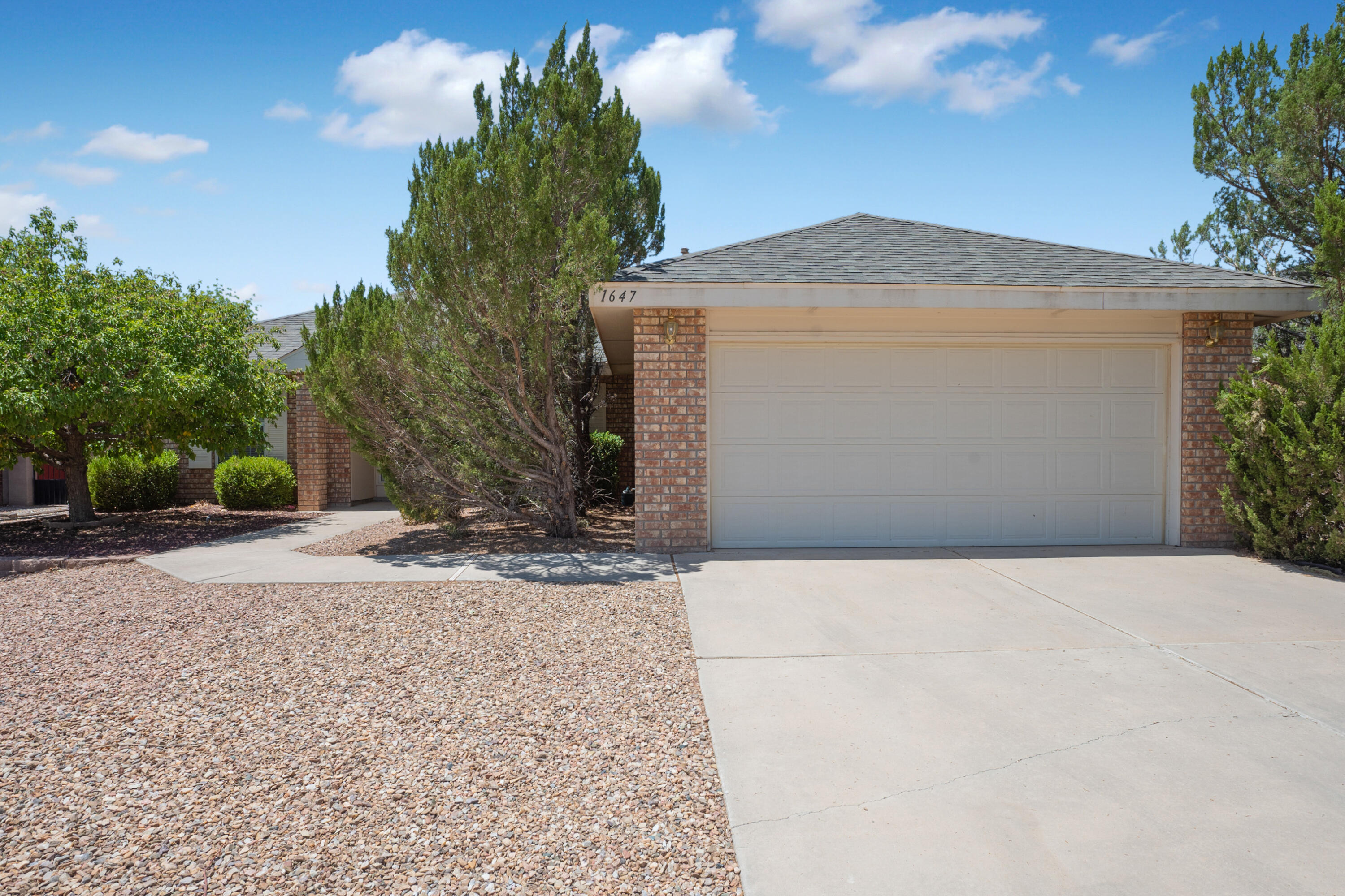 1647 CERRO CRESTADO Drive NW