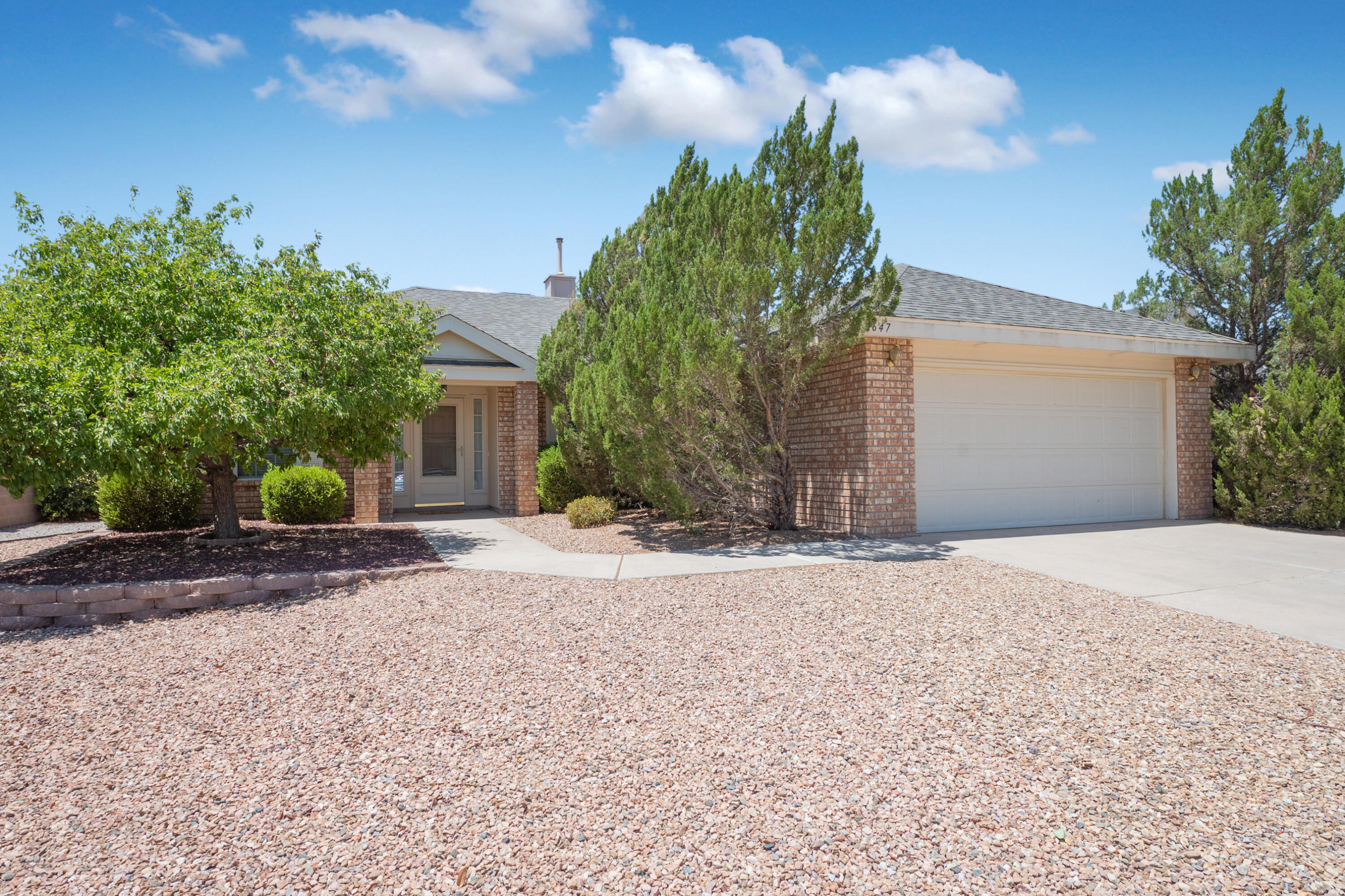 1647 CERRO CRESTADO Drive NW