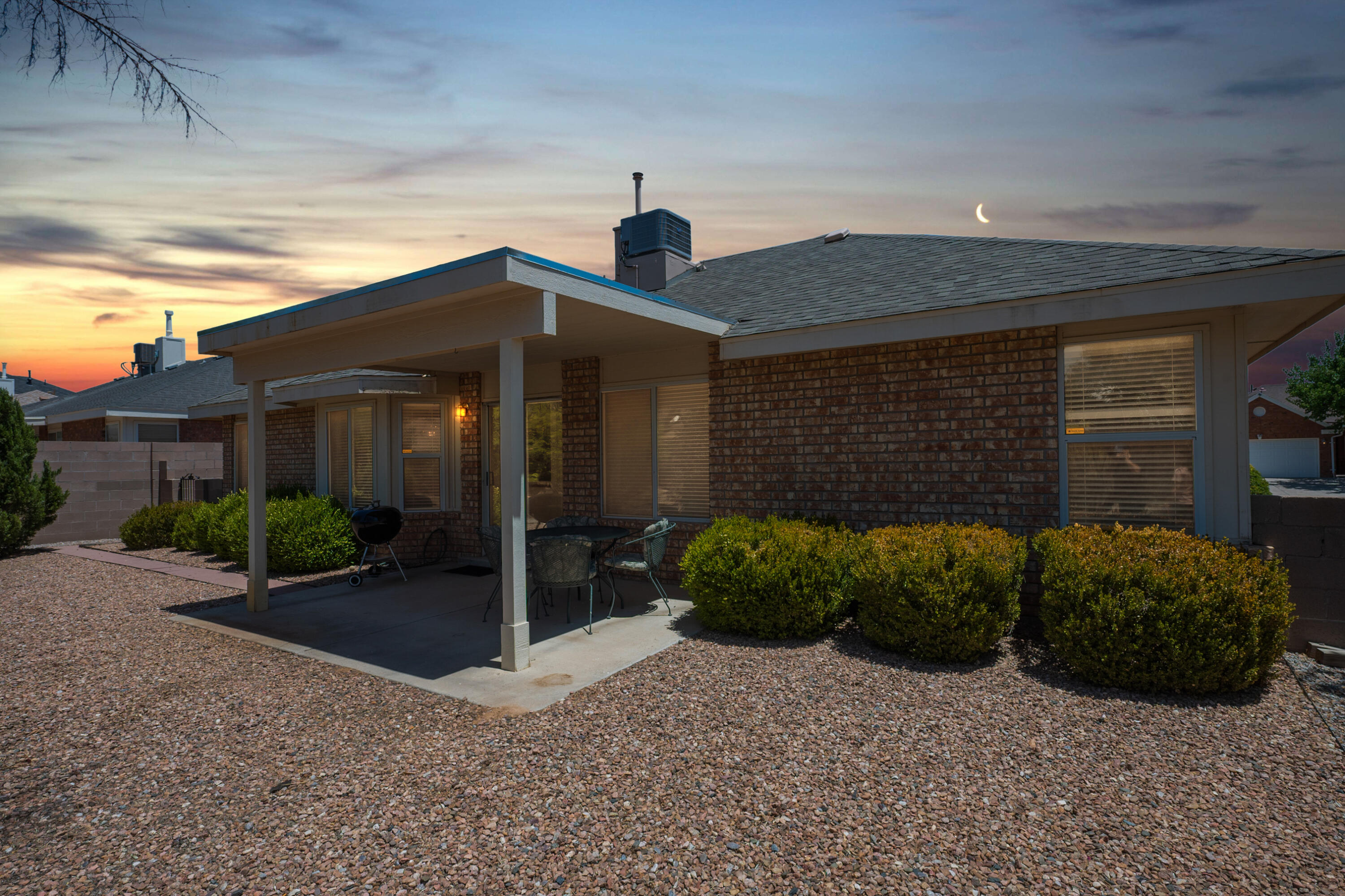 1647 CERRO CRESTADO Drive NW