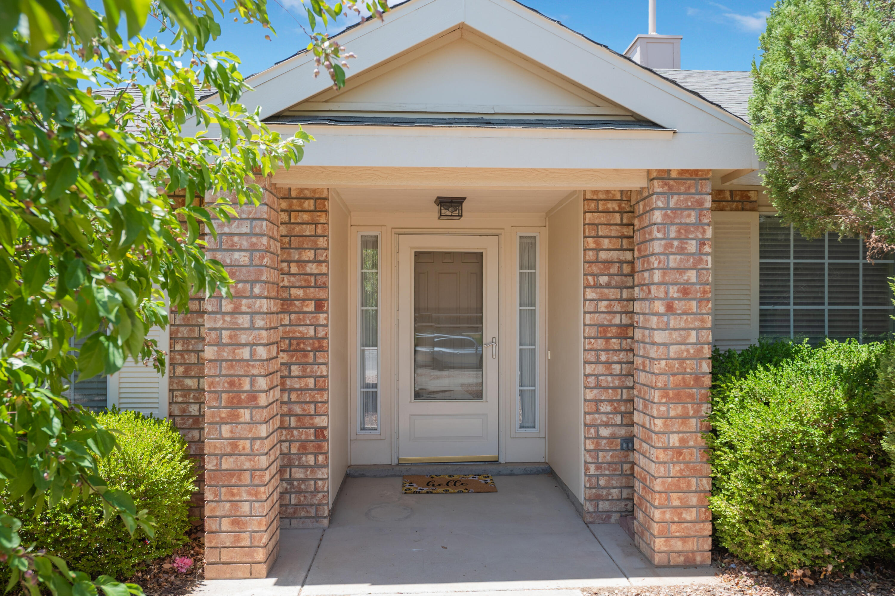 1647 CERRO CRESTADO Drive NW