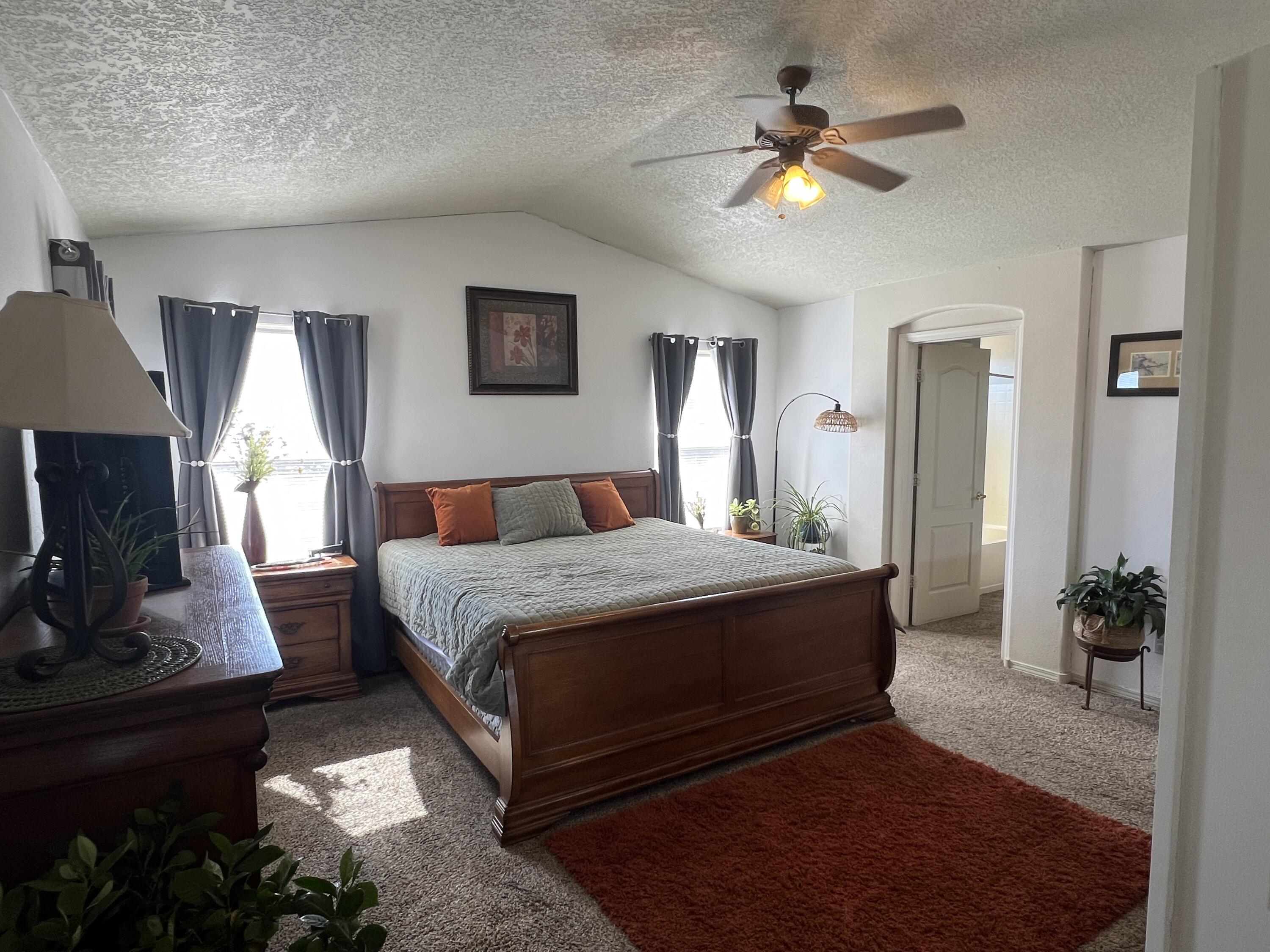 7716 Kentwood Avenue NW