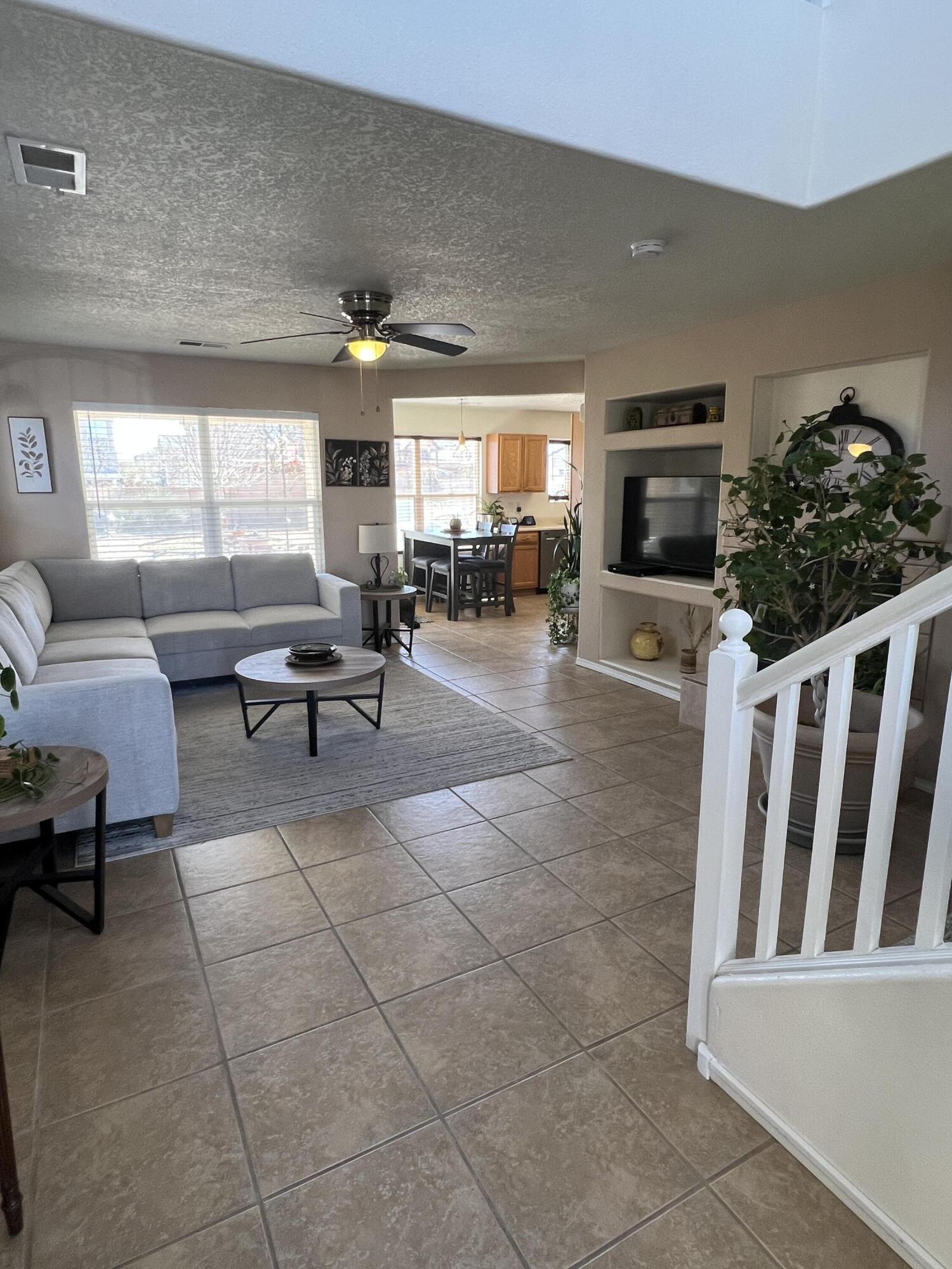 7716 Kentwood Avenue NW