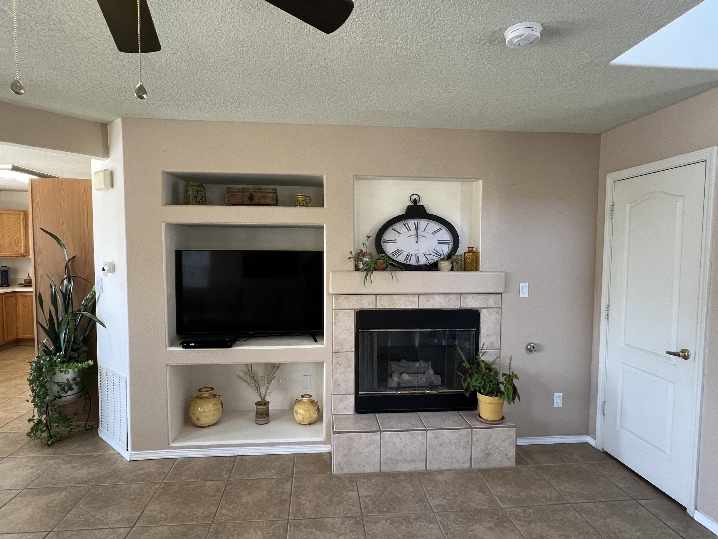 7716 Kentwood Avenue NW