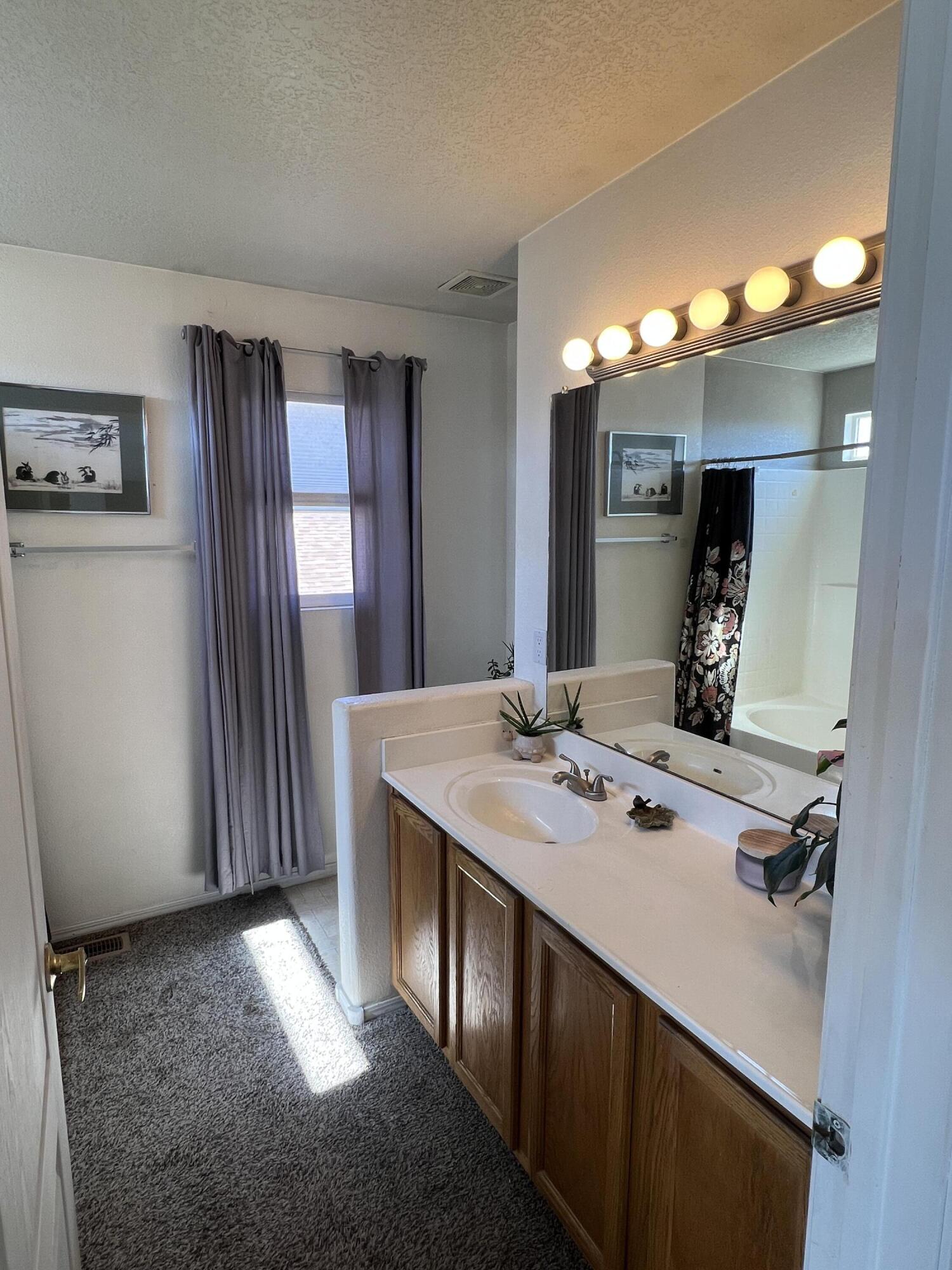 7716 Kentwood Avenue NW