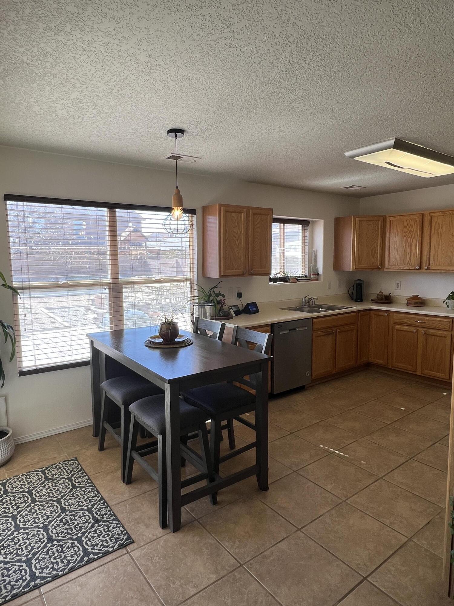 7716 Kentwood Avenue NW