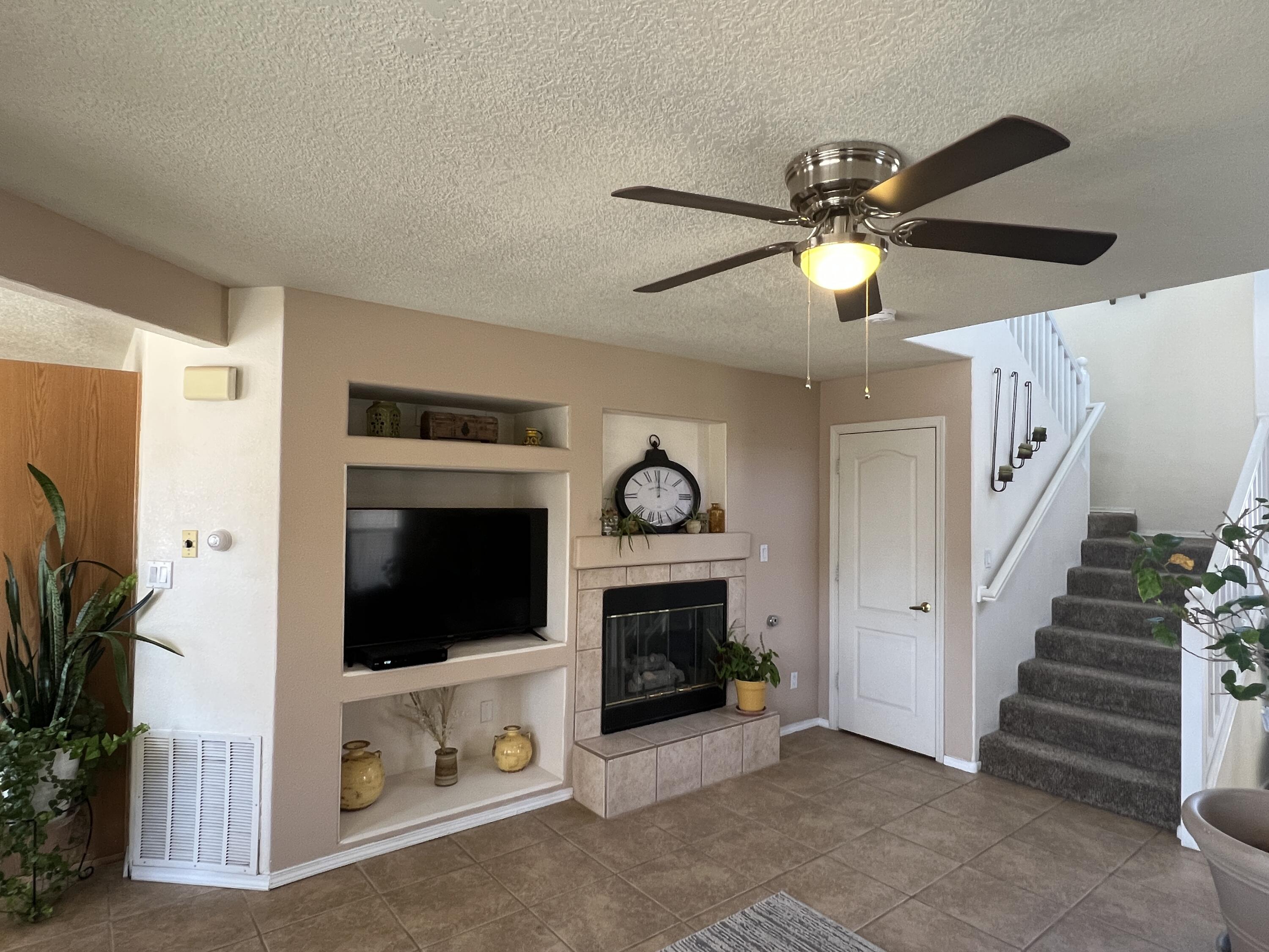 7716 Kentwood Avenue NW