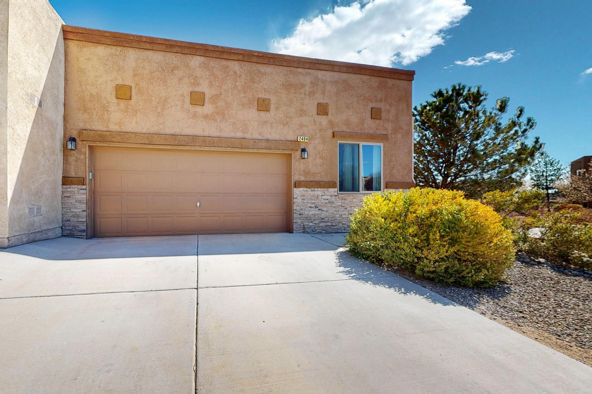 2404 PELIZZANO Drive SE