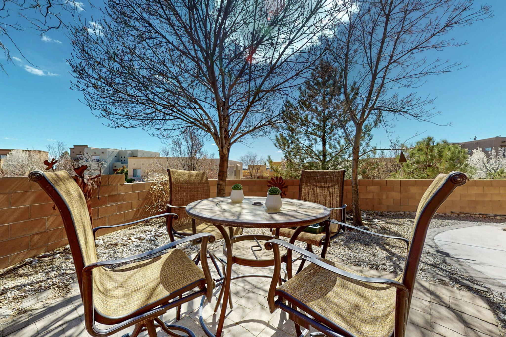 2404 PELIZZANO Drive SE