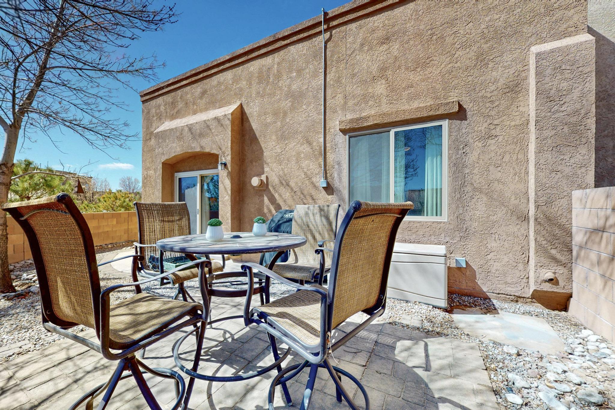 2404 PELIZZANO Drive SE