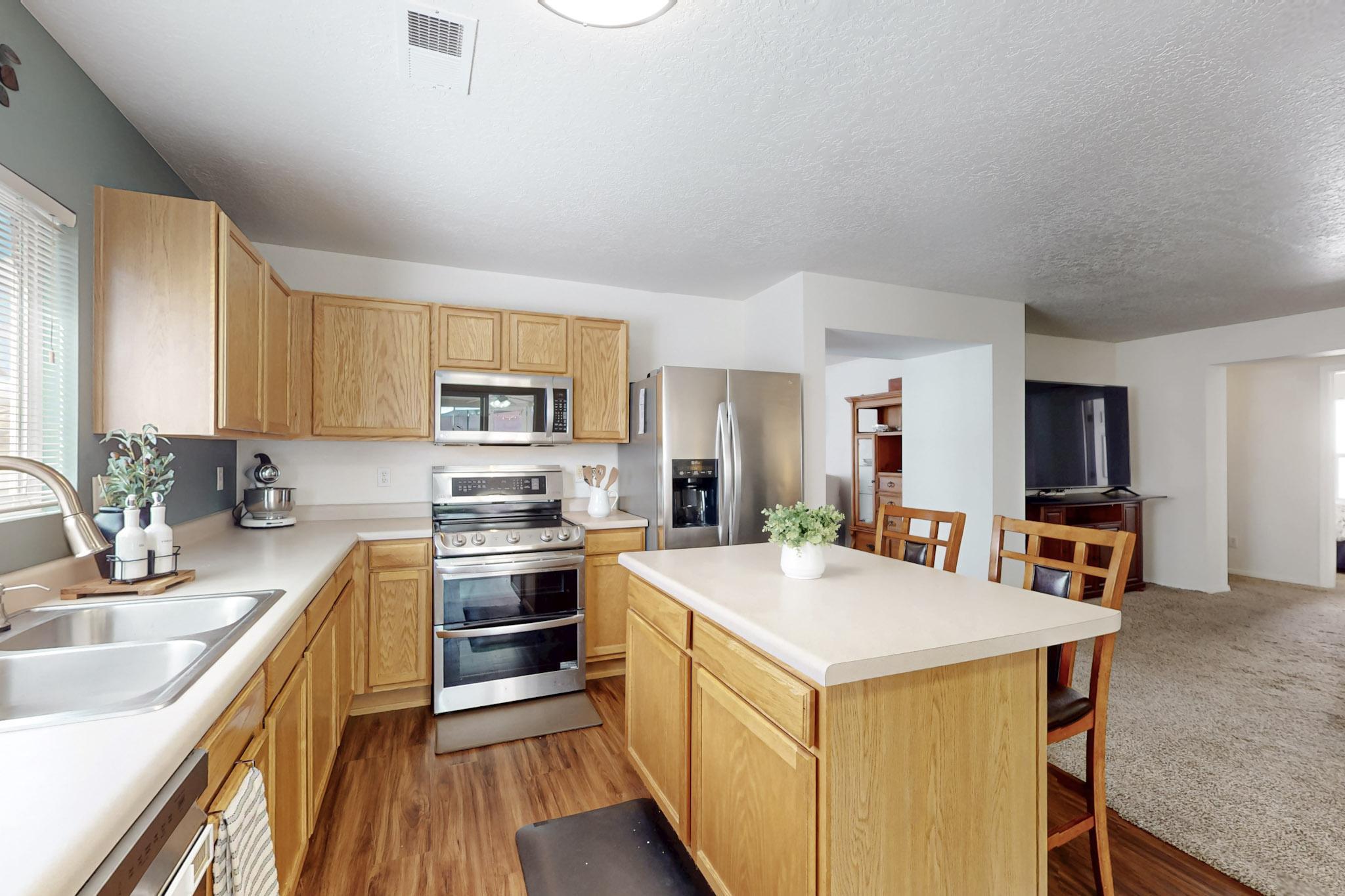 7616 BRIAR RIDGE Avenue NW