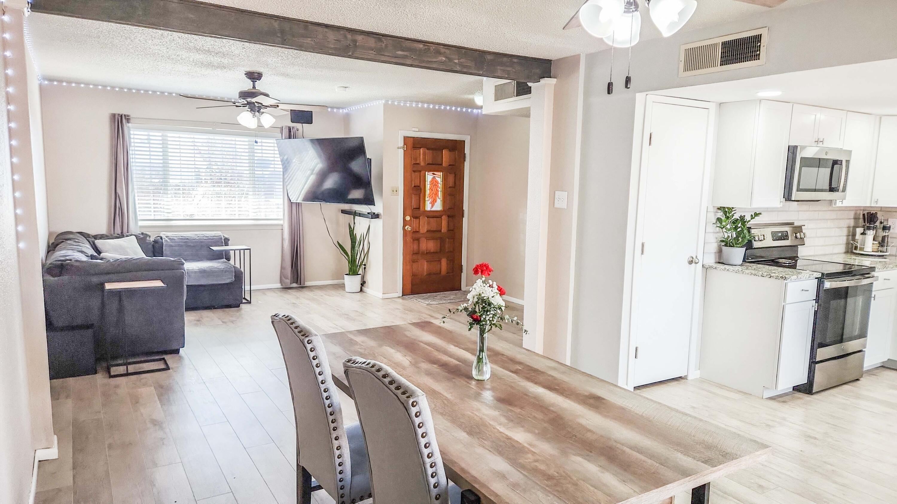 11605 COPPER Avenue NE