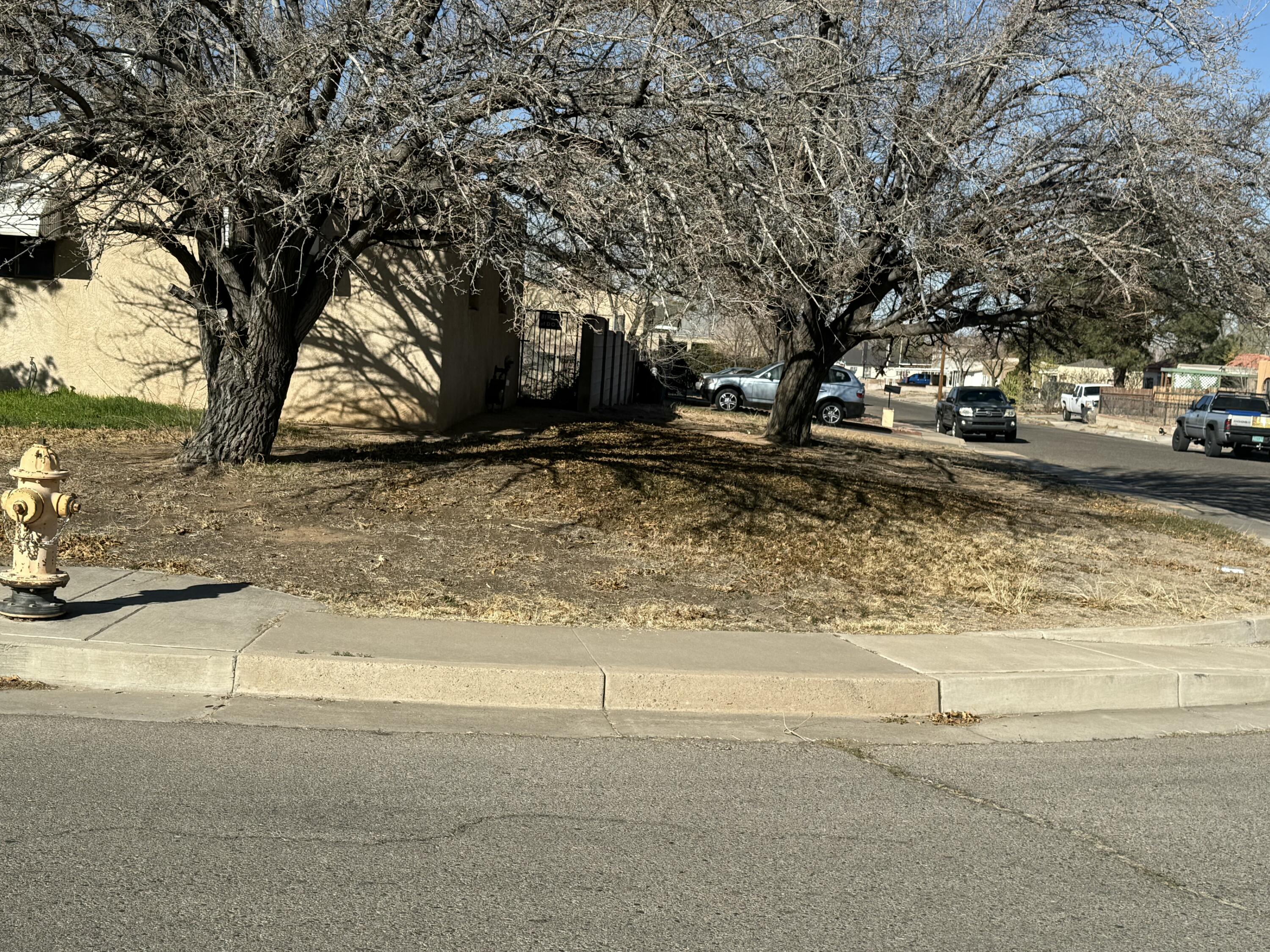 3419 LA VETA Drive NE