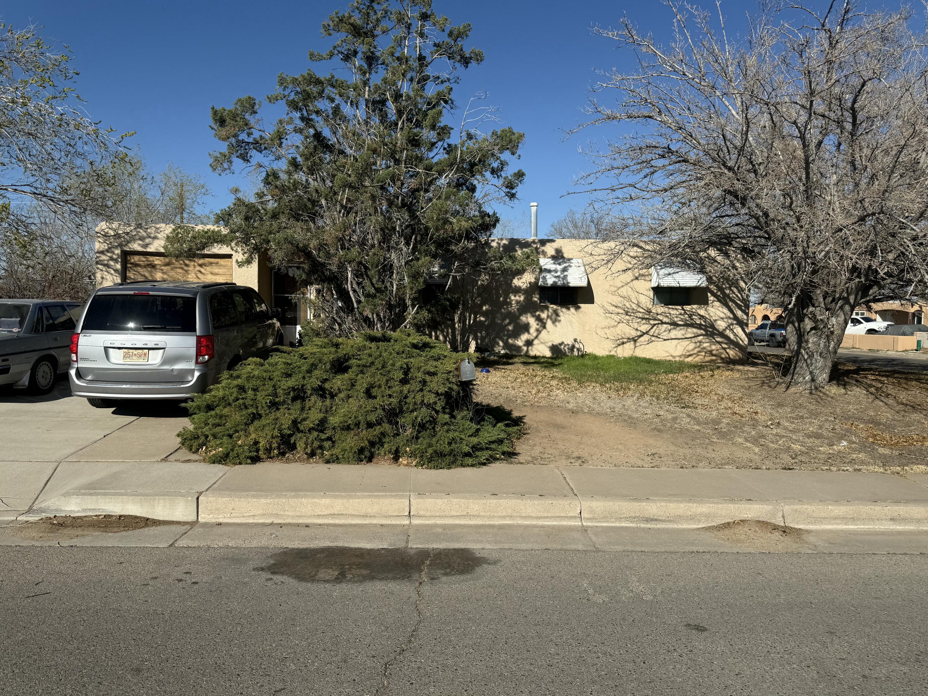 3419 LA VETA Drive NE