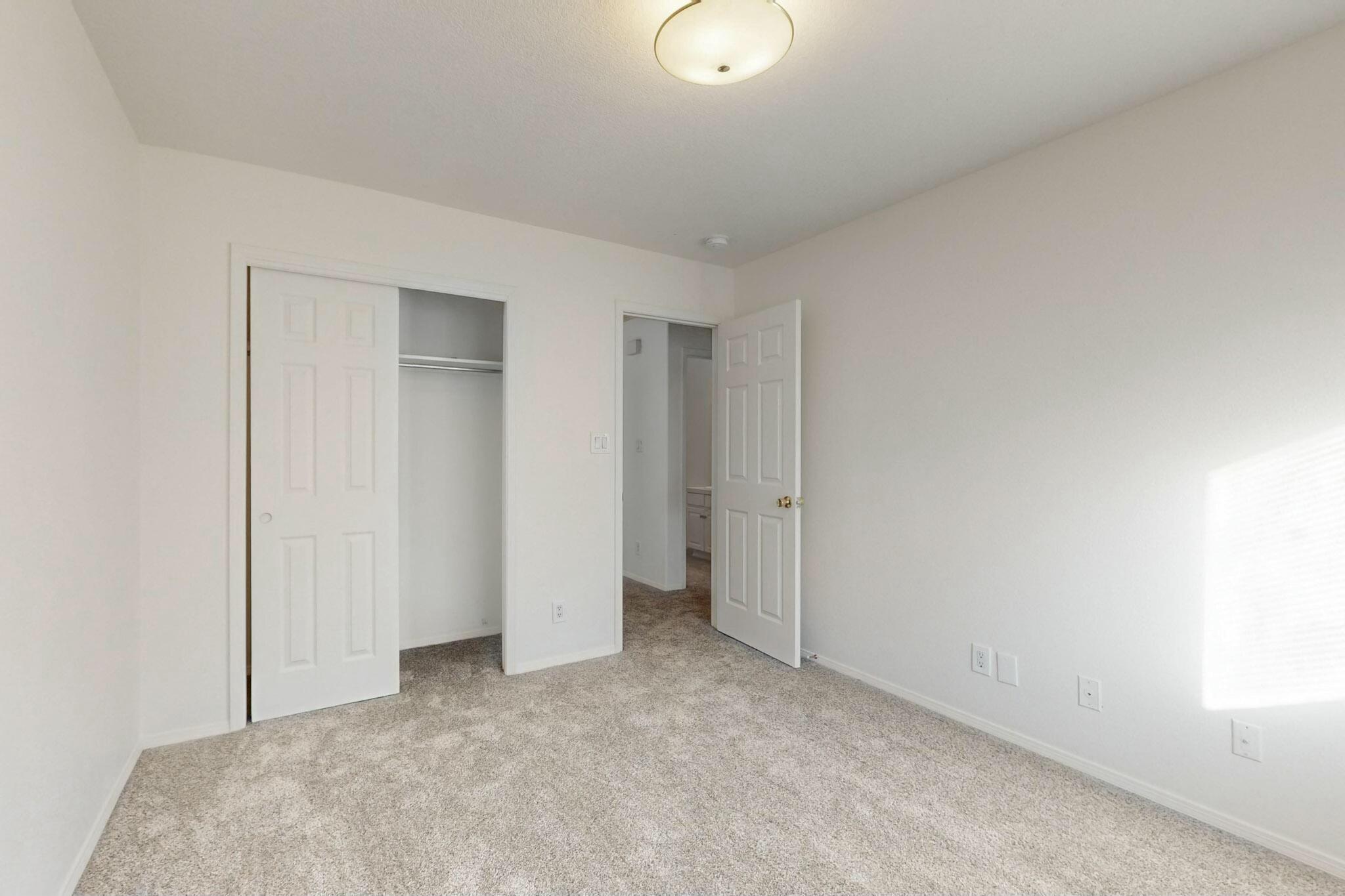 7405 COACHMAN Street NE