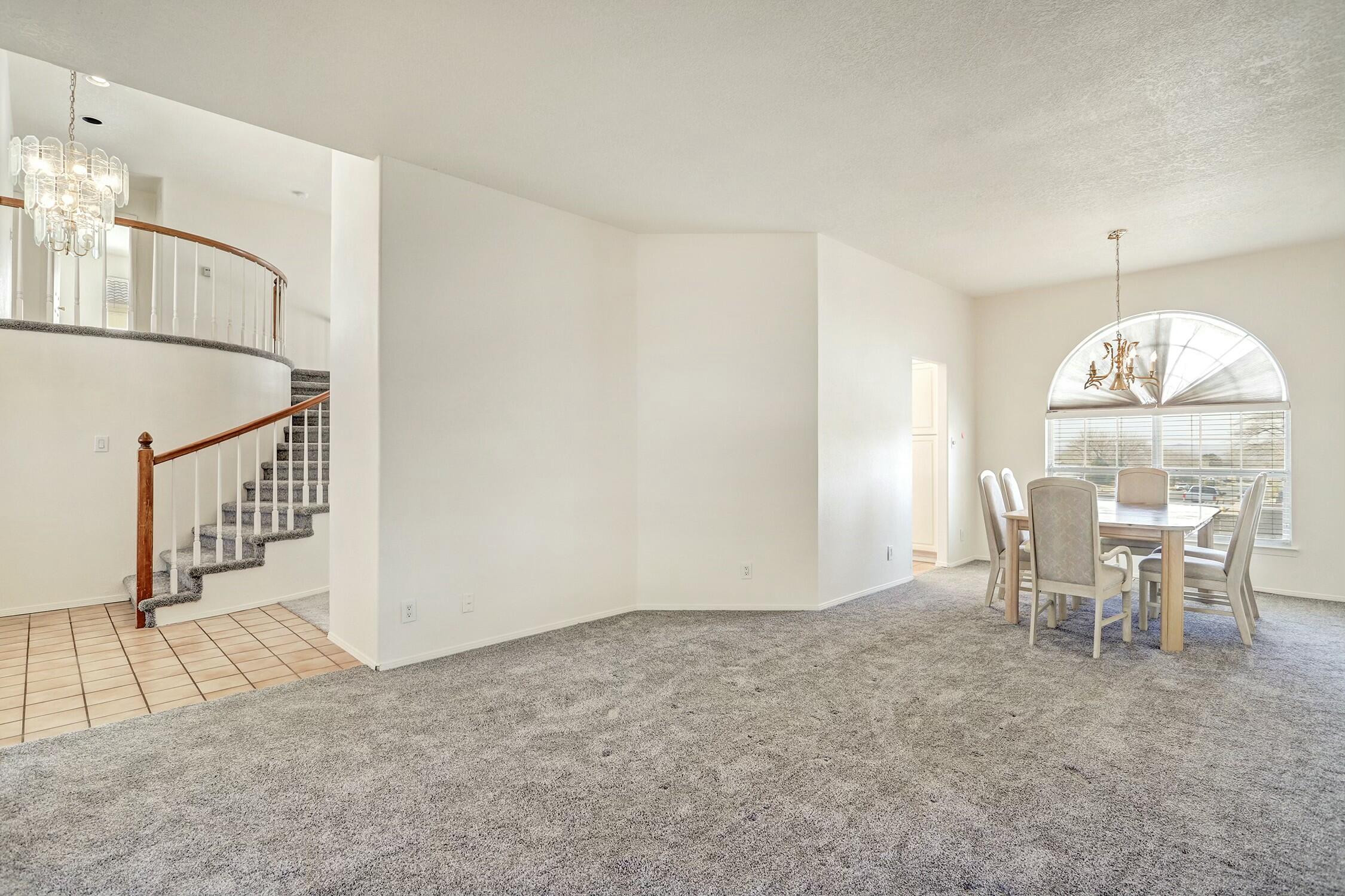 7405 COACHMAN Street NE