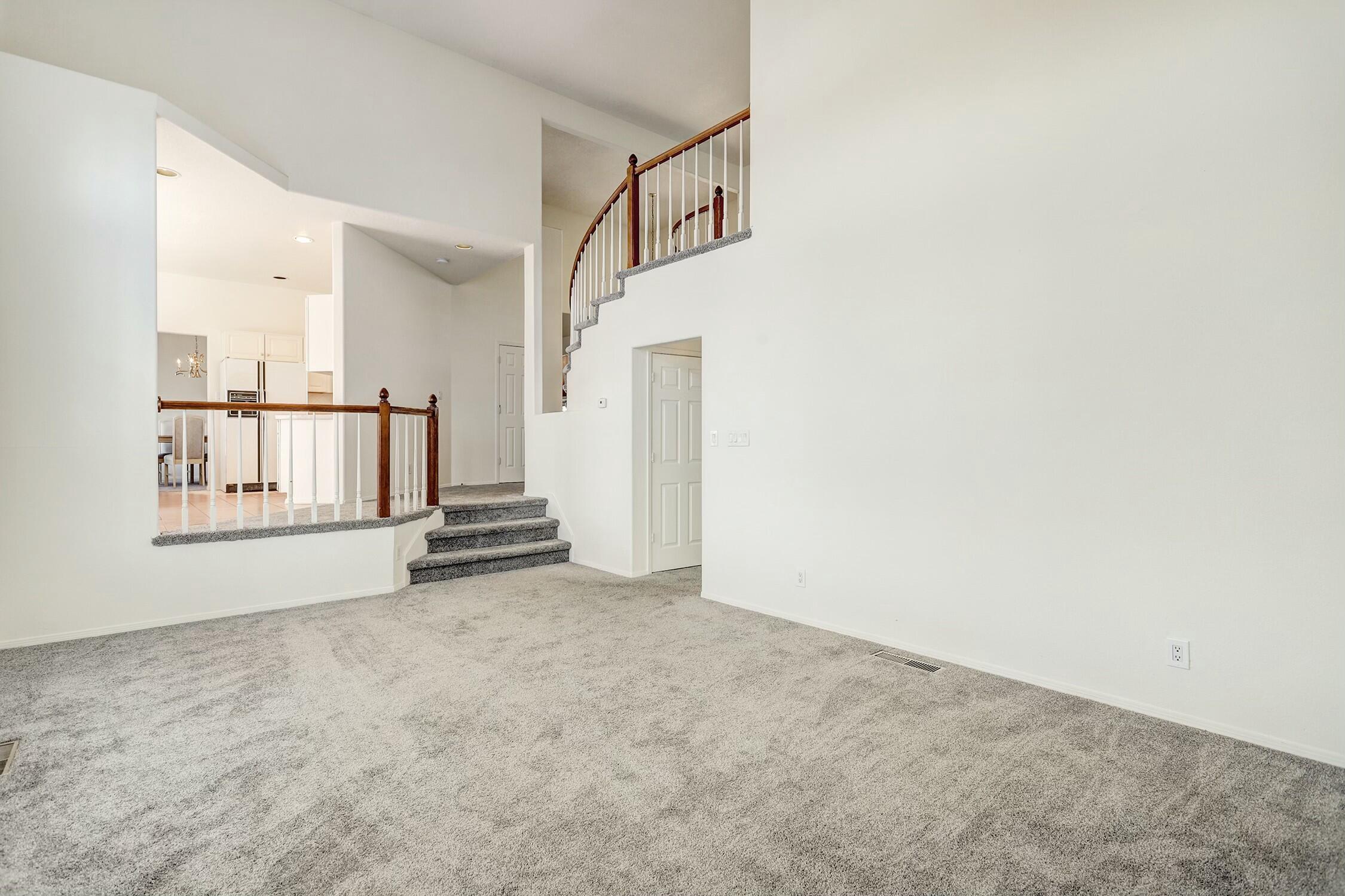 7405 COACHMAN Street NE