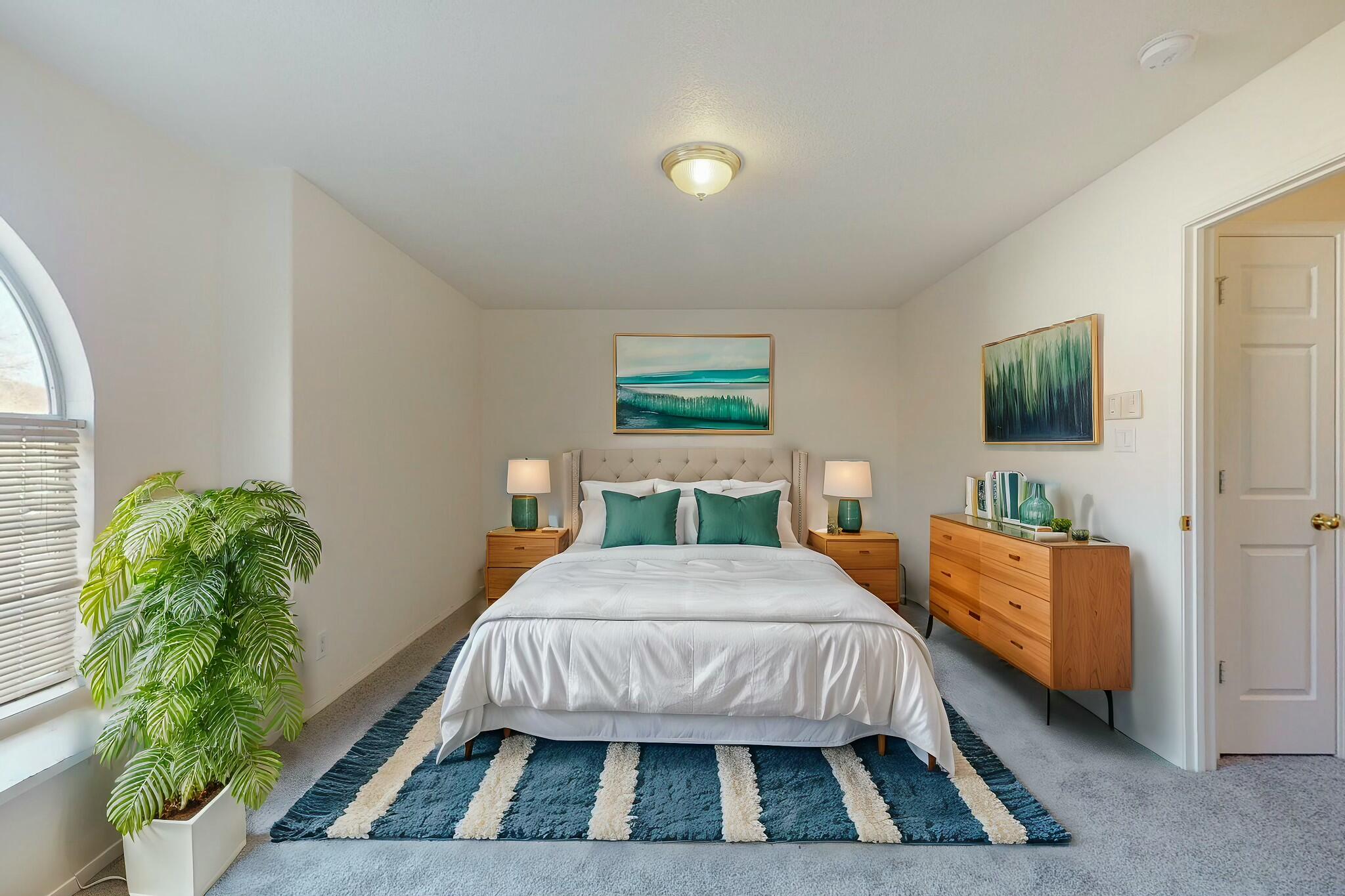 7405 COACHMAN Street NE